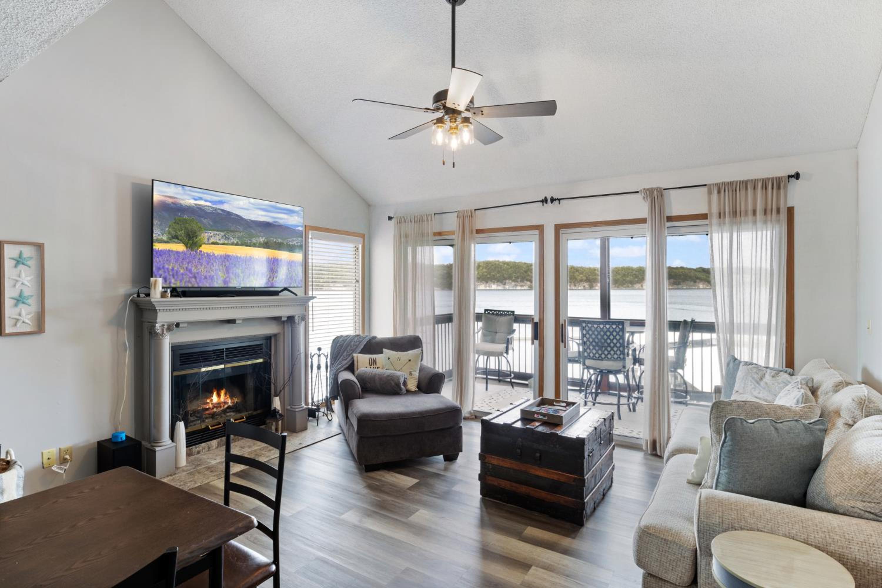 Poolside Condo with Amazing Lake Views & Design