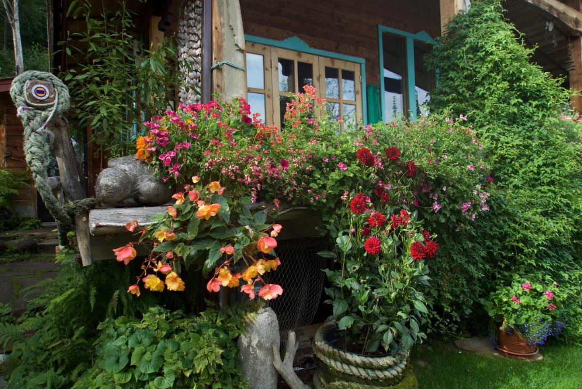 Homer Vacations - Brigitte's Bavarian Bed und Breakfast - Property Image 30