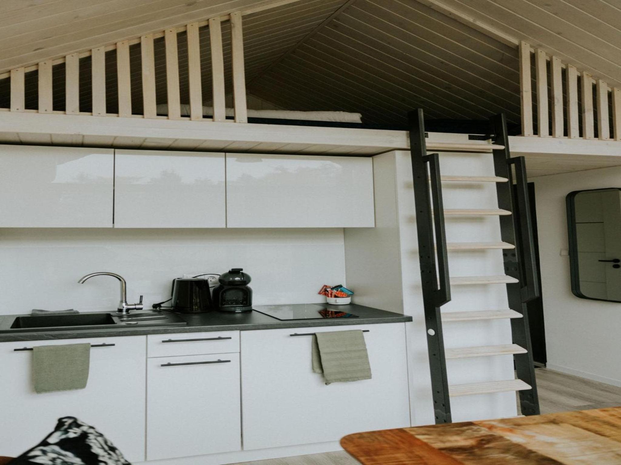 Charming Tiny House Getaway with Terrace