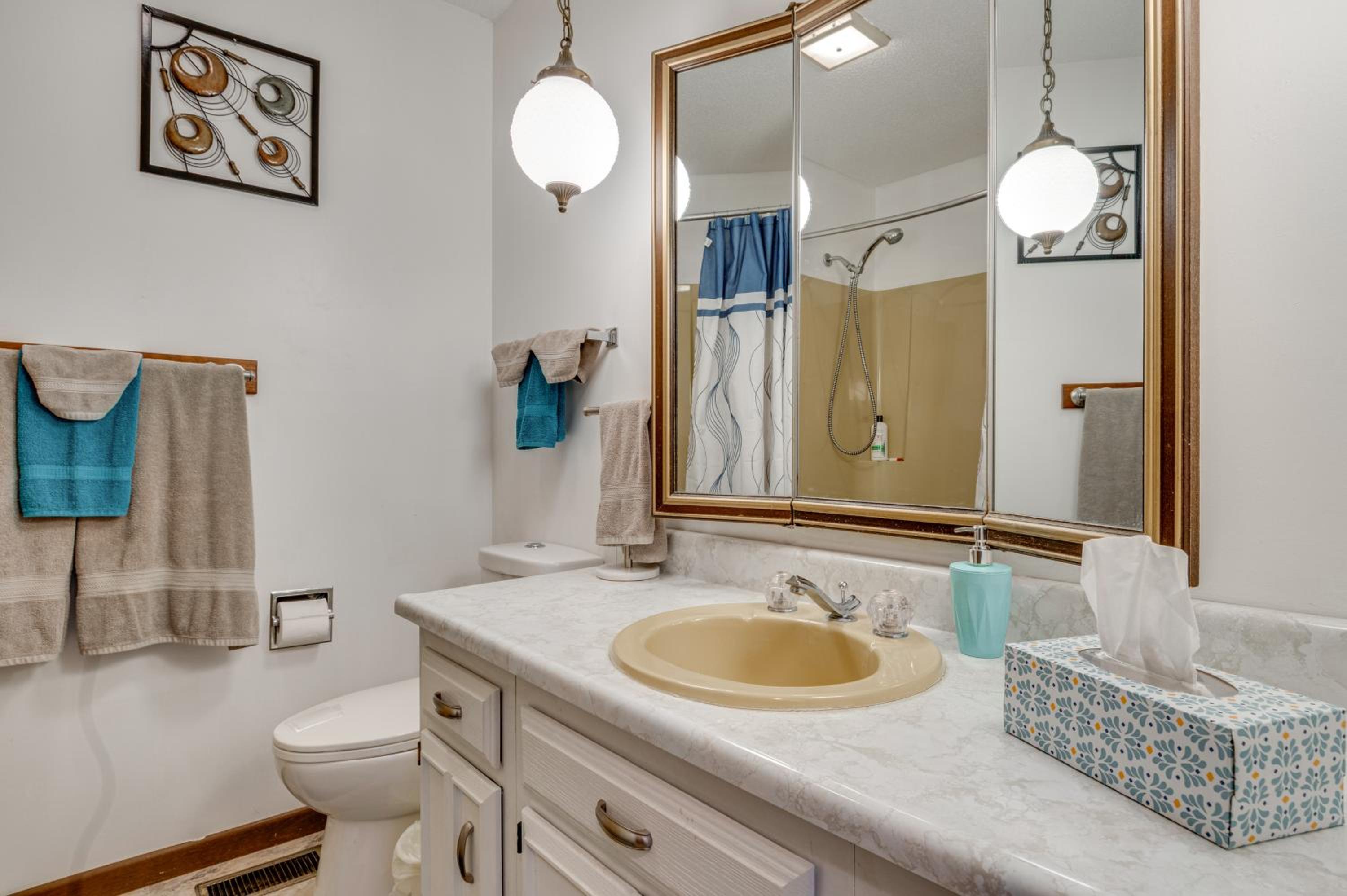 Peaceful Lemon Drop Inn Retreat in Terre Haute