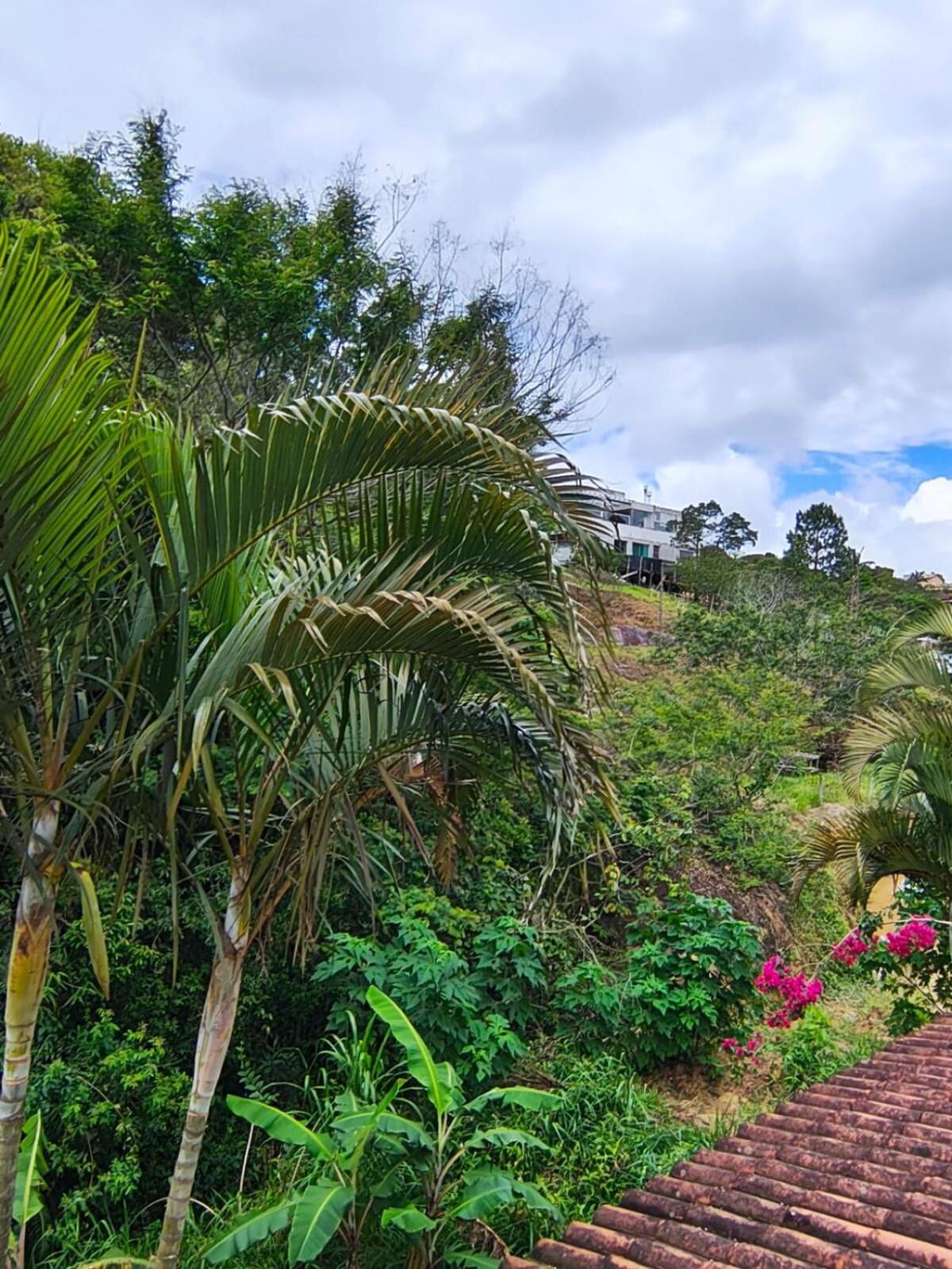 Apartamento de 2 Quartos para 4 Pessoas - 5 min da Praia