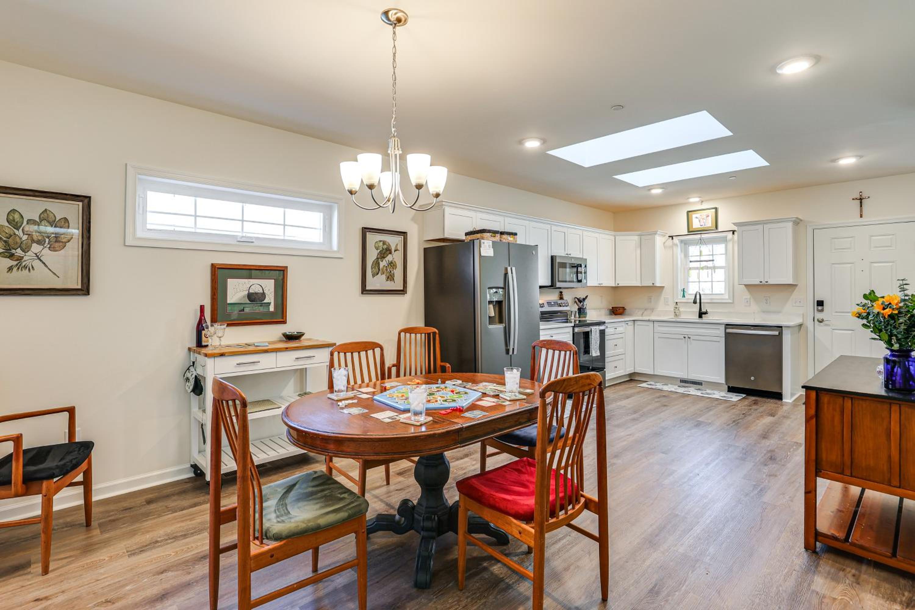 Walk to Historic Chestertown Dog-Friendly Retreat
