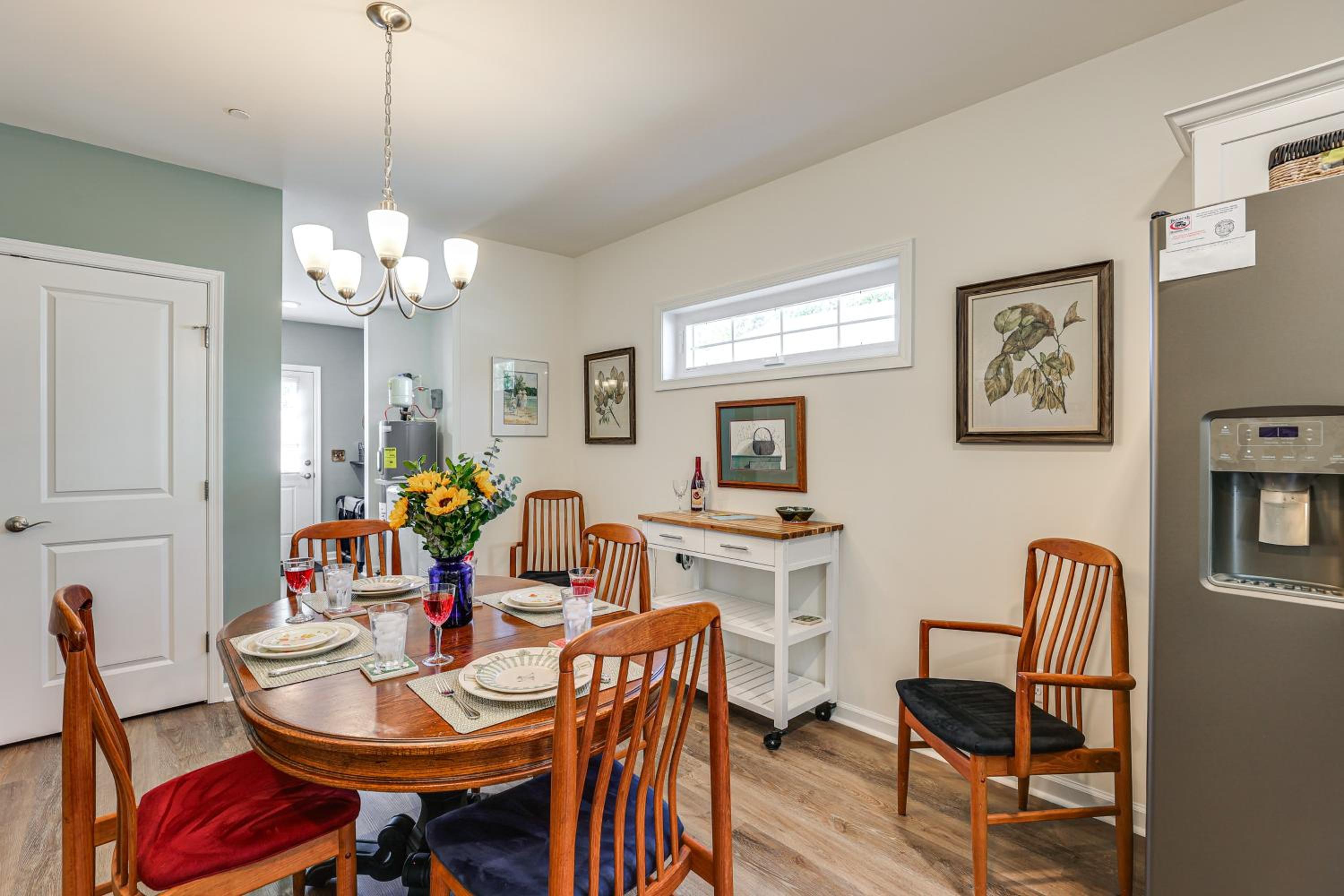 Walk to Historic Chestertown Dog-Friendly Retreat
