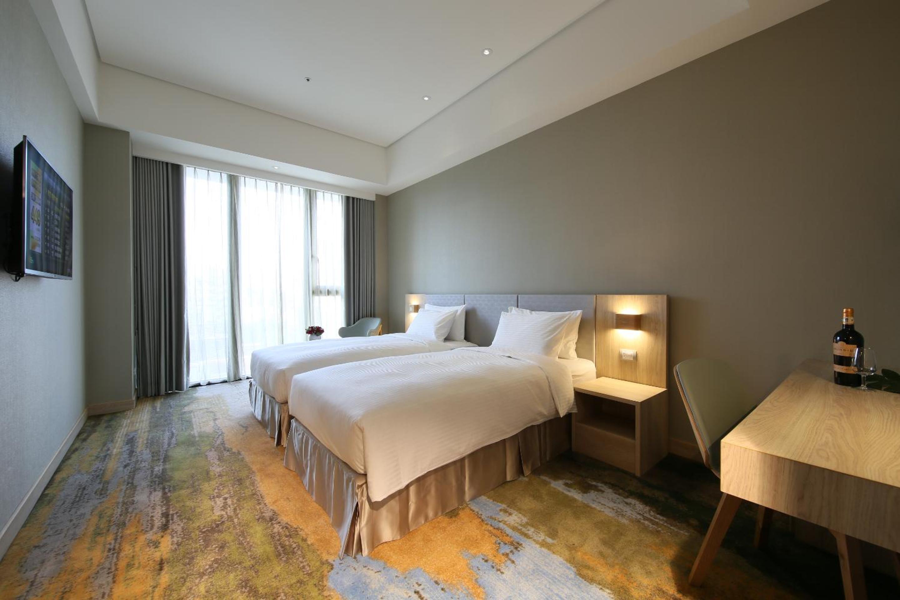 South Urban Hotel