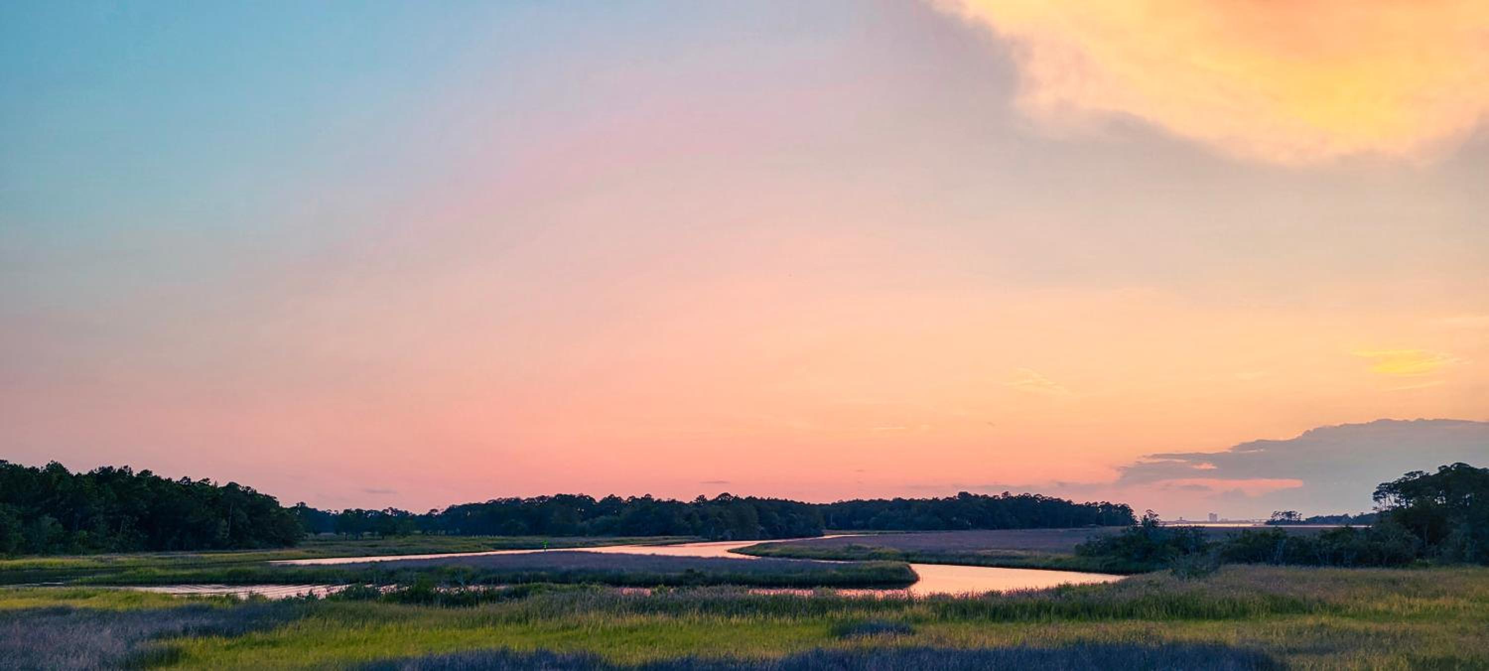 Waterfront condo at Harbor Landing G02 - Relax in BEAUTIFUL Ocean Springs