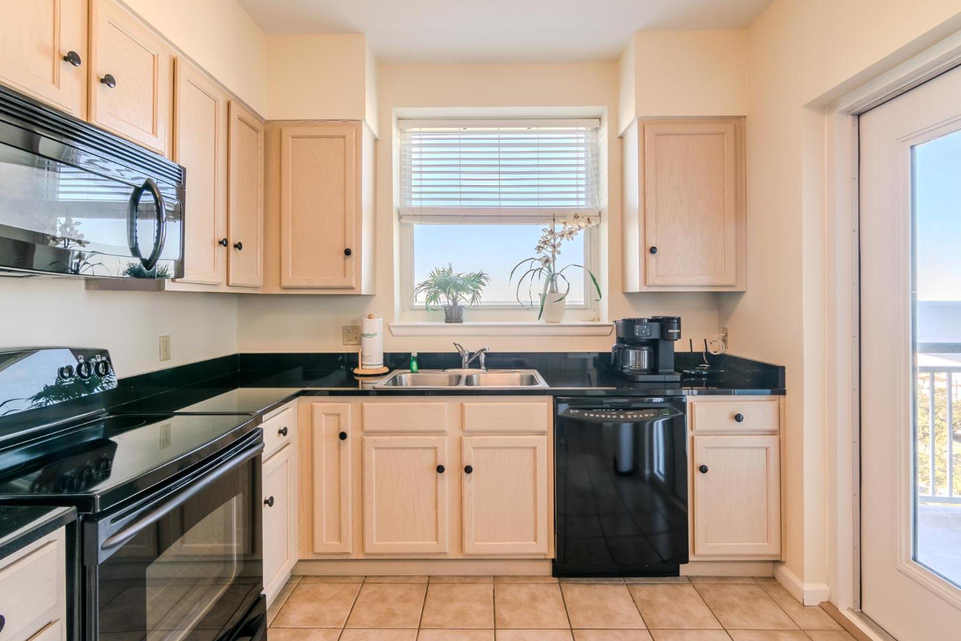Spacious Beachview End Unit in Legacy Tower 1 -1101 - 3 bedroom 3 bath condo