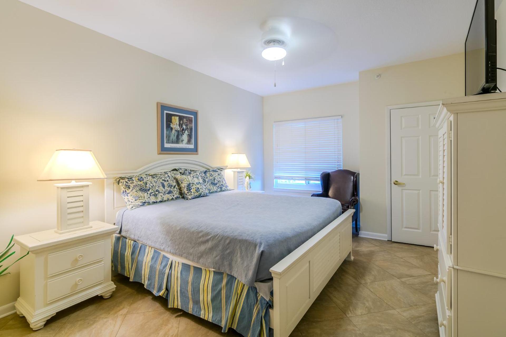 Spacious Beachview End Unit in Legacy Tower 1 -1101 - 3 bedroom 3 bath condo
