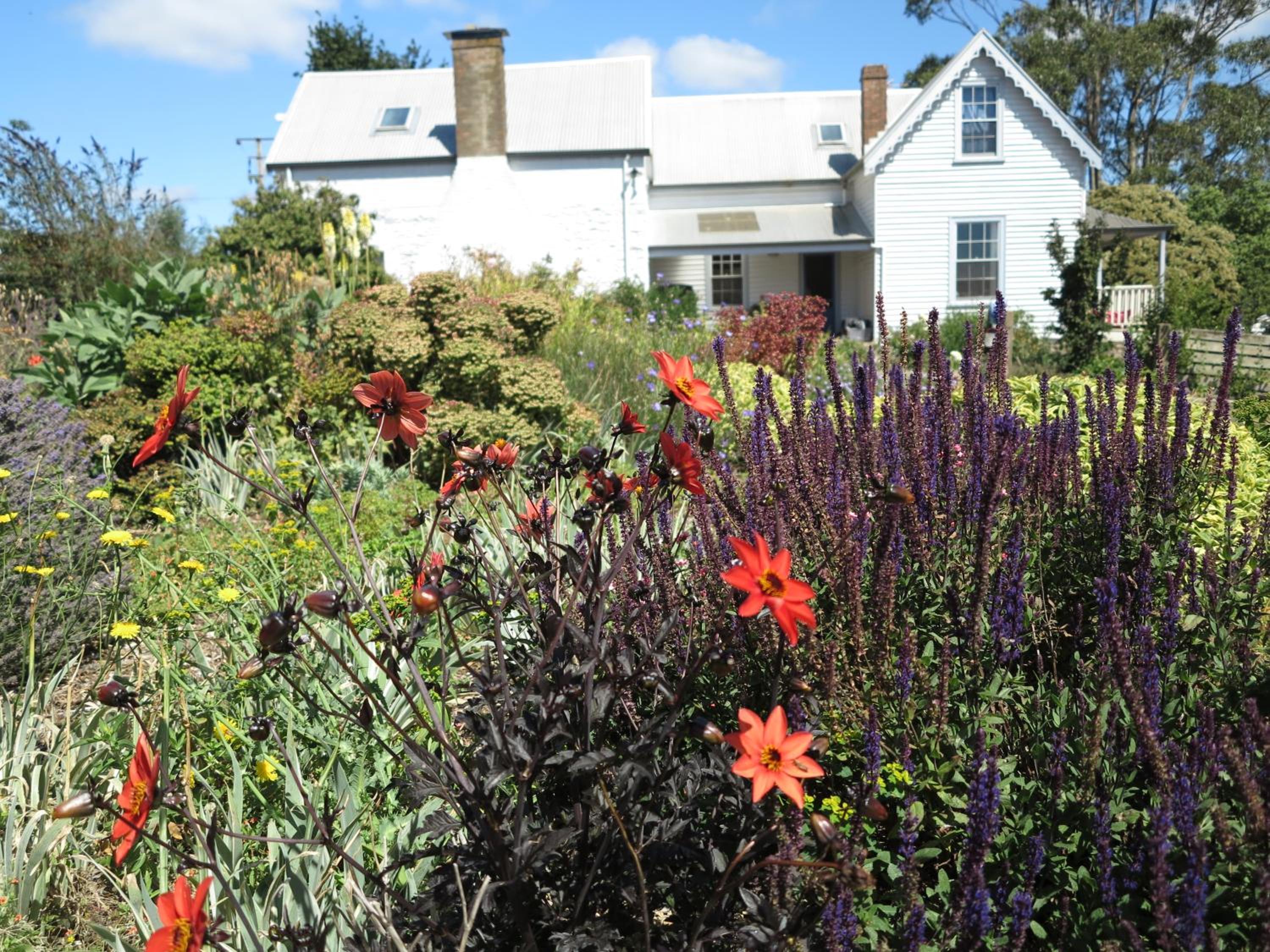 Robin Hoods Well Farm Stay