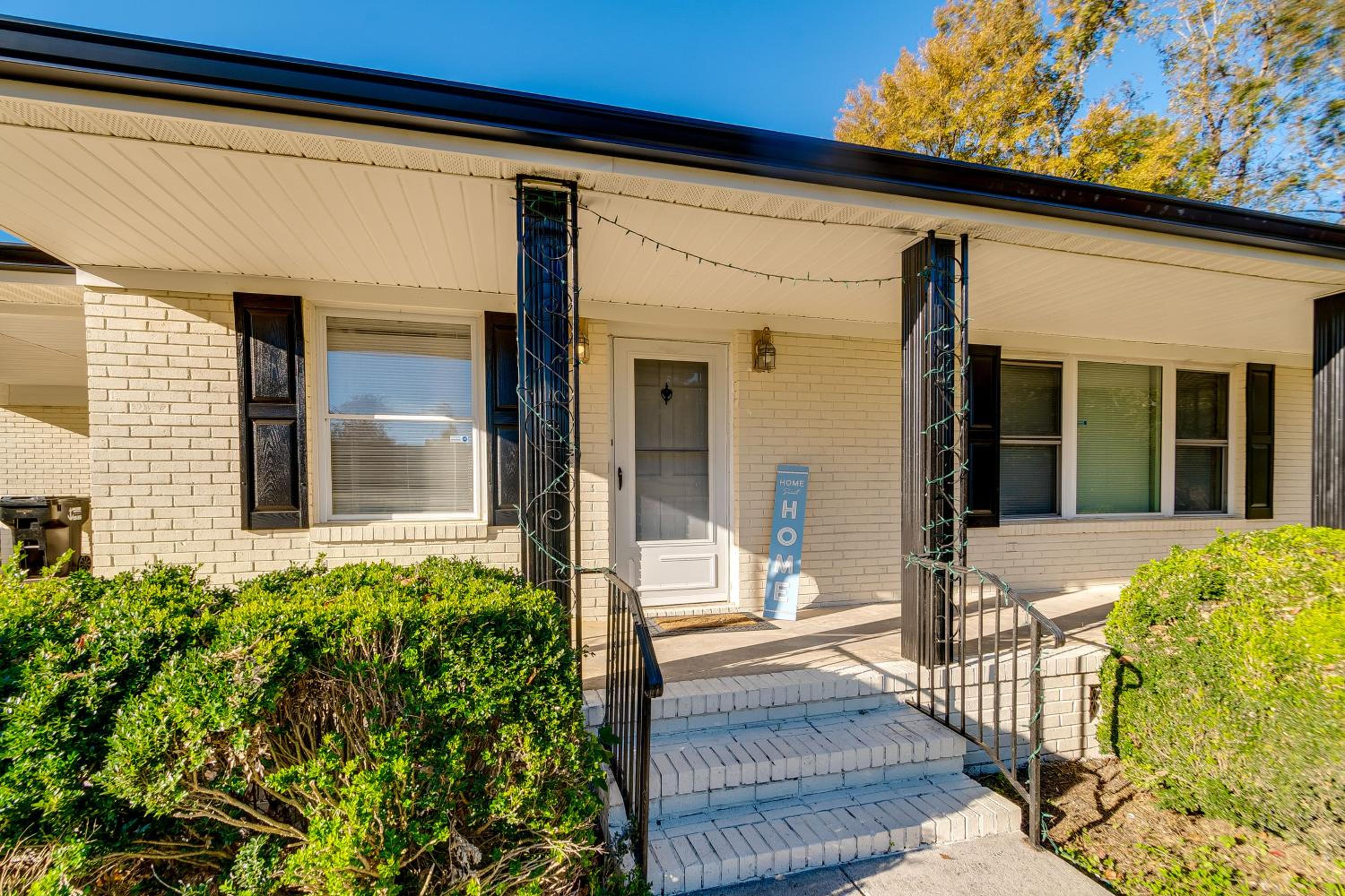 Golf and Hike Family Home 8 Mi to Downtown Clayton