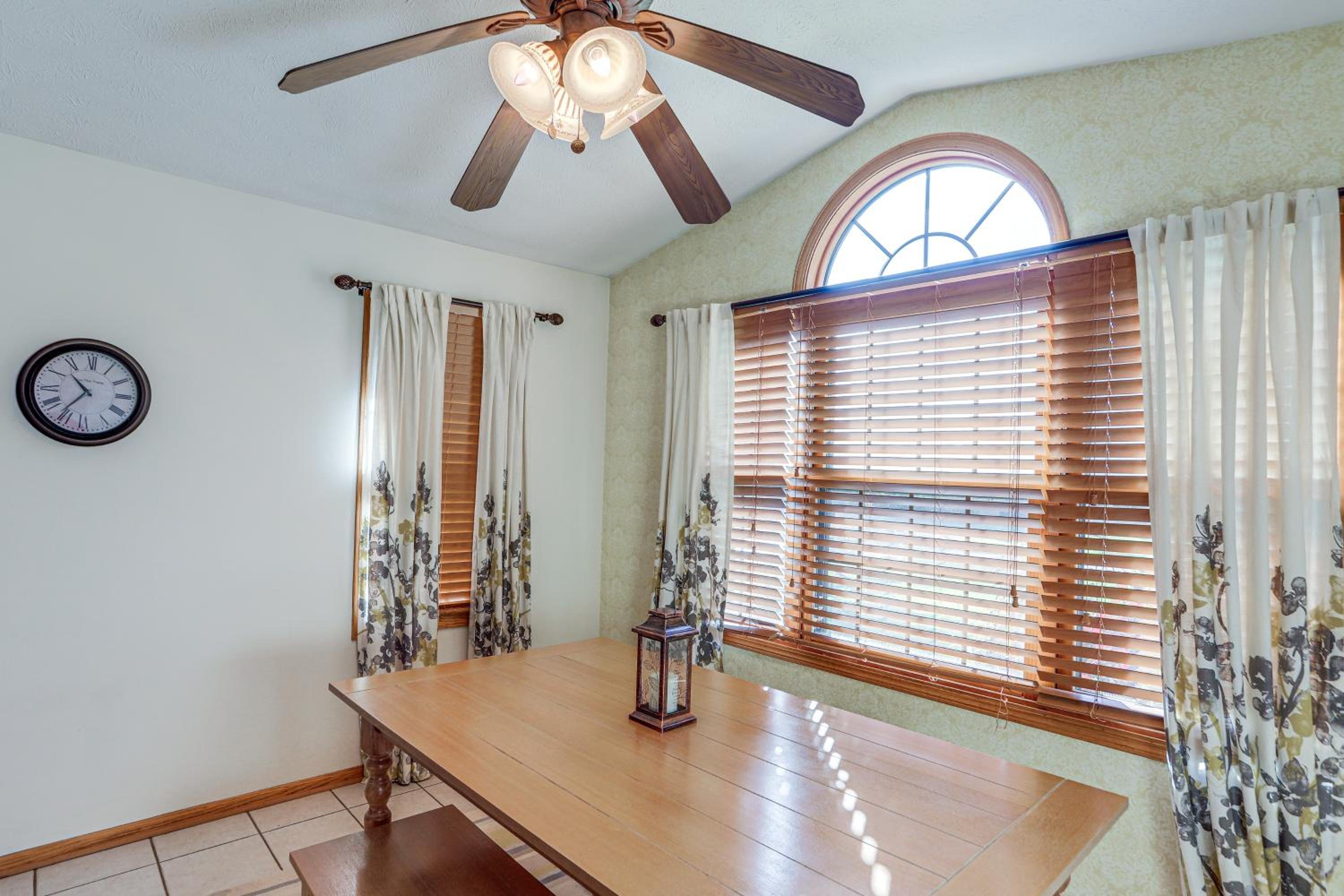 Work and Relax! Spacious Ontario Home with Pool