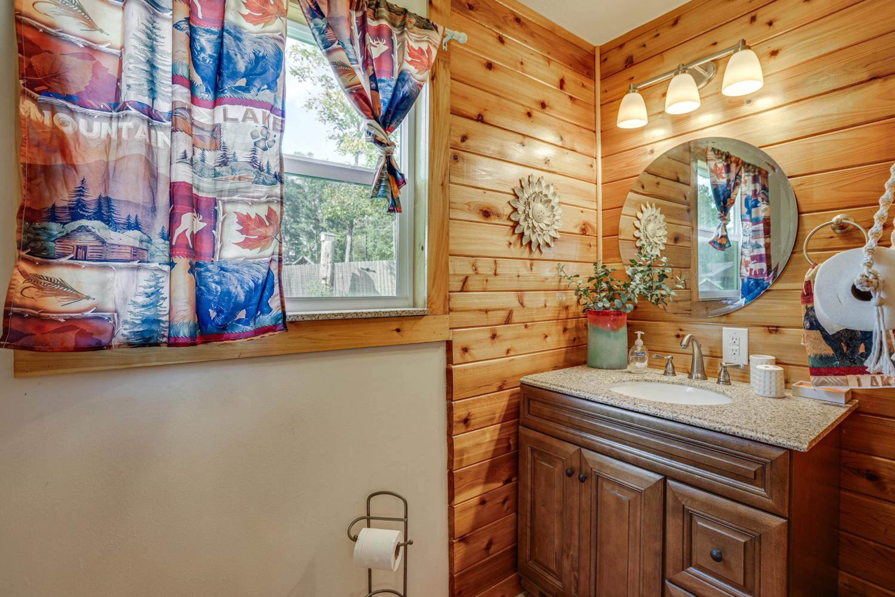 Kokomo Kove - Waterfront Country Texas Getaway