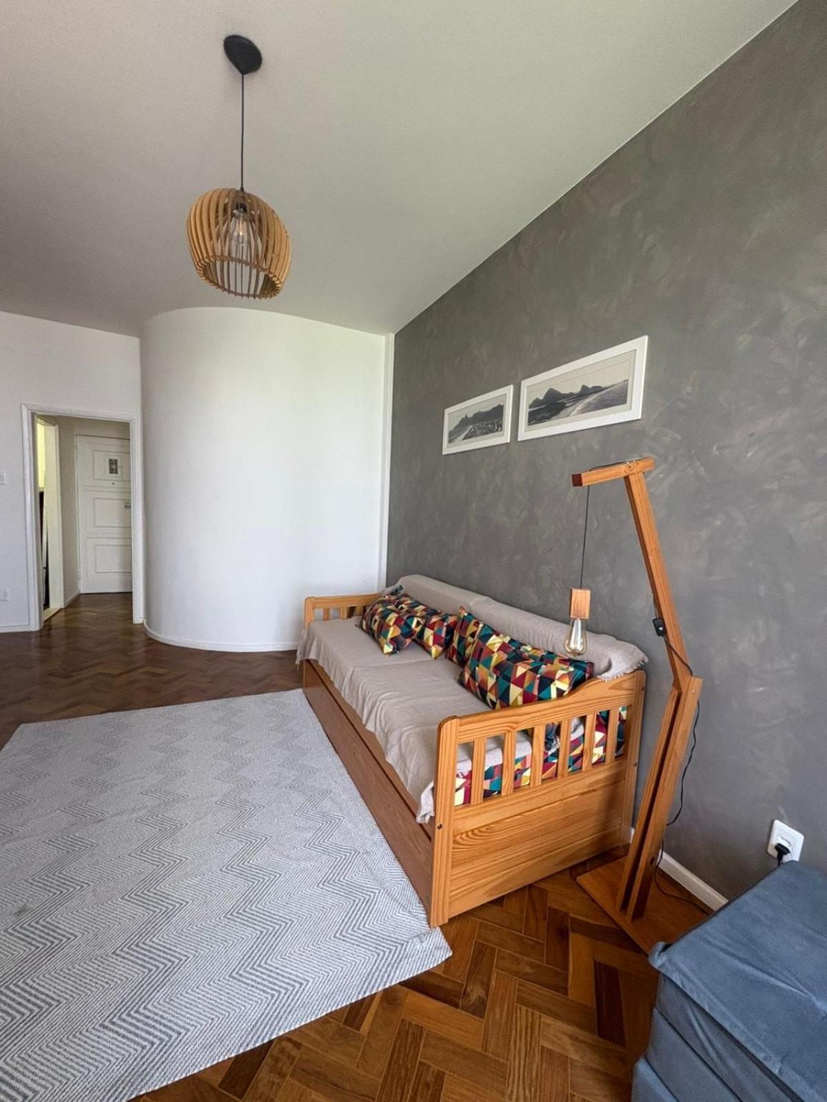 Amazing and Spacious Apartment 500m from the beach
