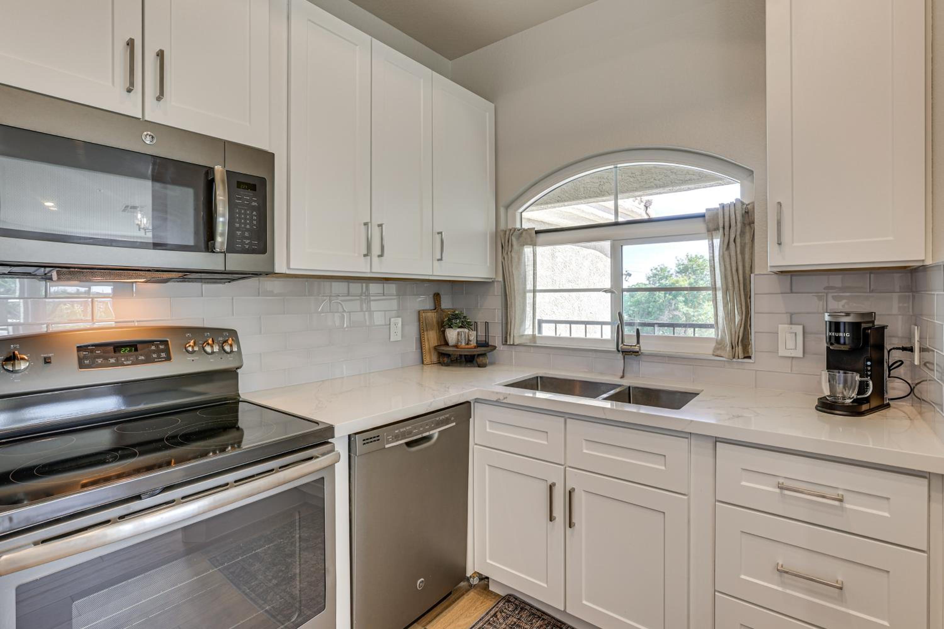 Walkable Scottsdale Oasis with Pool Near Old Town