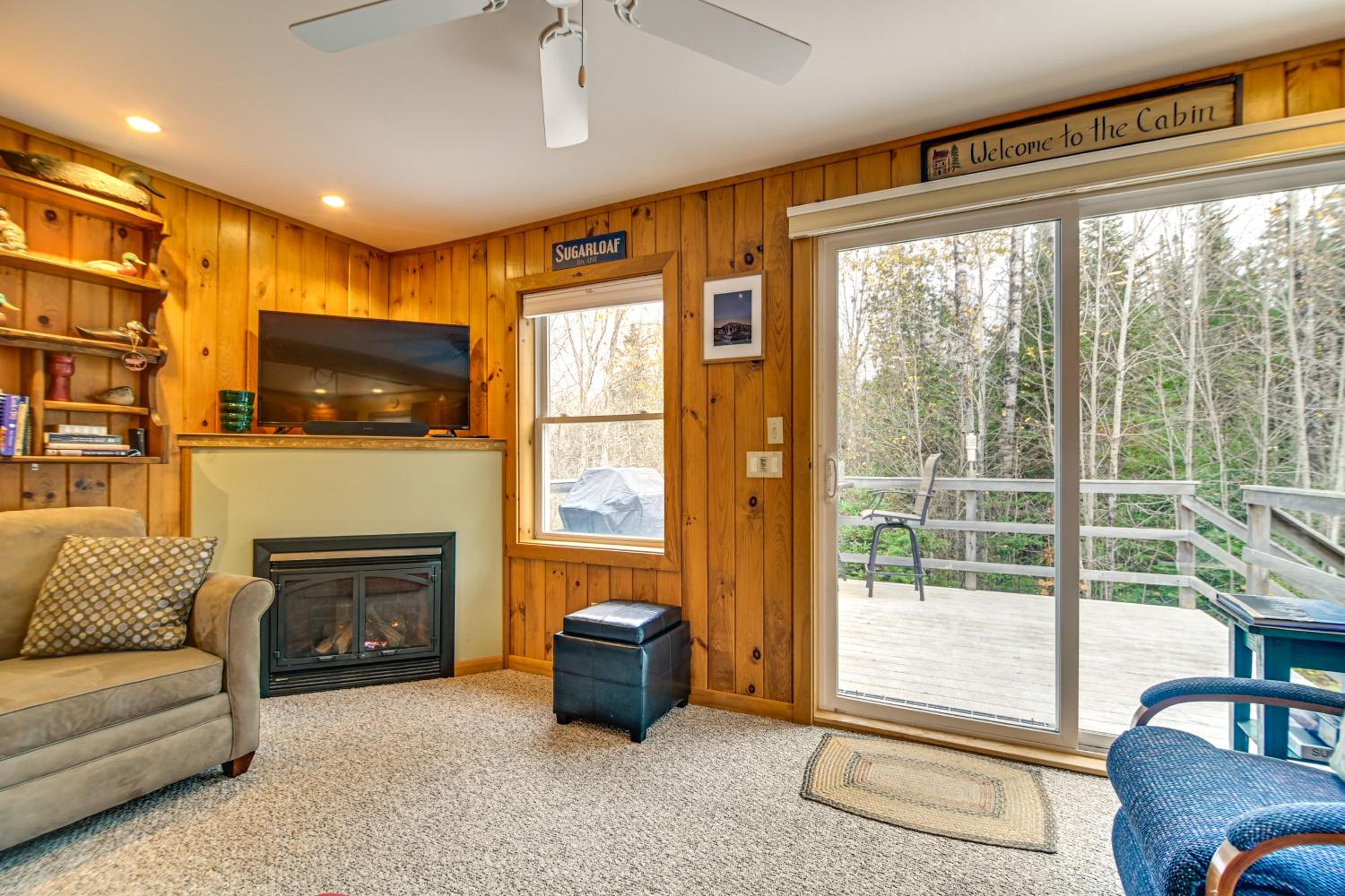 Forest-View Hideaway 3 Mi to Sugarloaf Mountain!