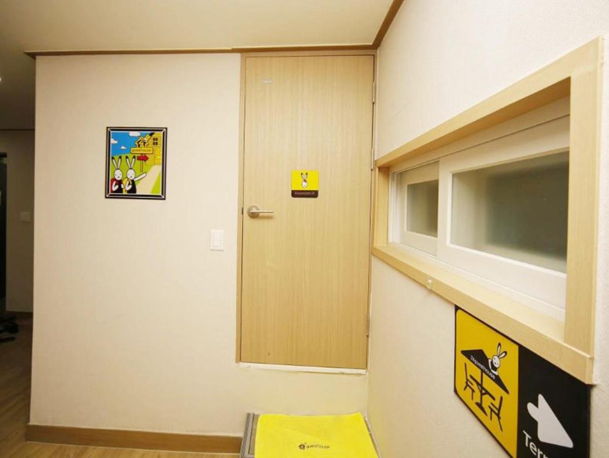 24 Guesthouse KyungHee University view 5