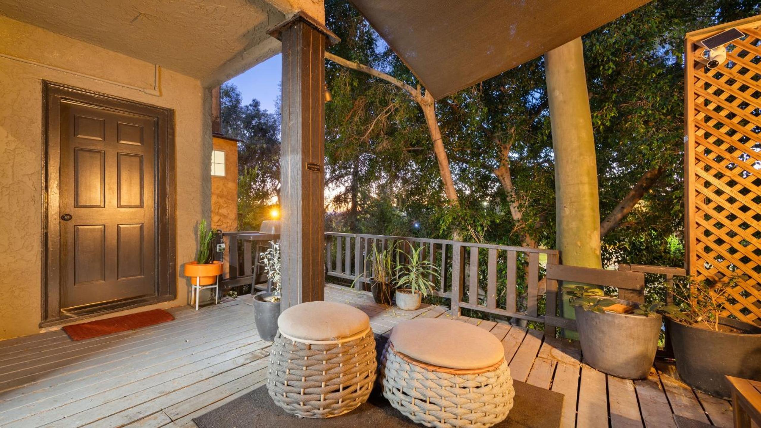 Spanish Revival Charm in Silver Lake w Patio BBQ Walkable Location Maltman Manor by AvantStay
