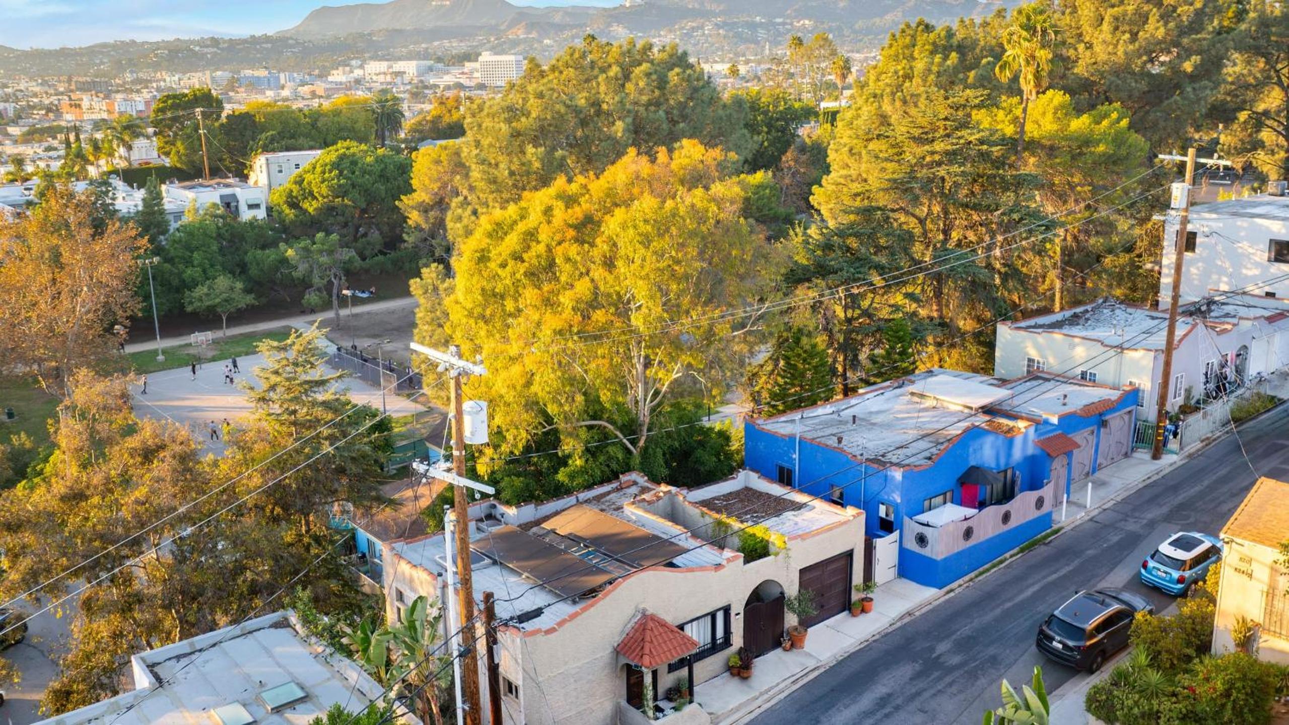 Spanish Revival Charm in Silver Lake w Patio BBQ Walkable Location Maltman Manor by AvantStay
