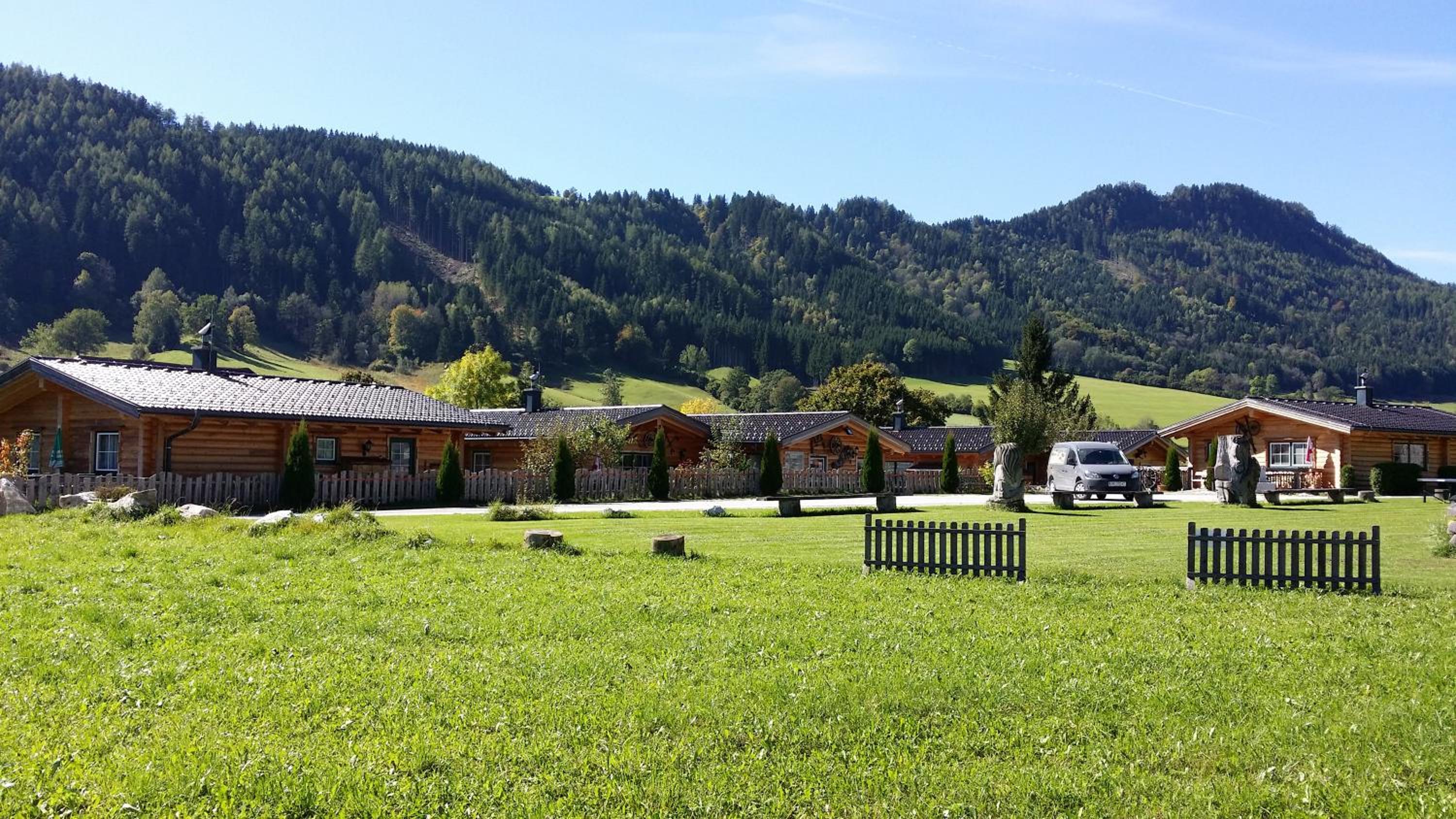 Almdorf im Winkl - Blockhüttendorf in Gröbming