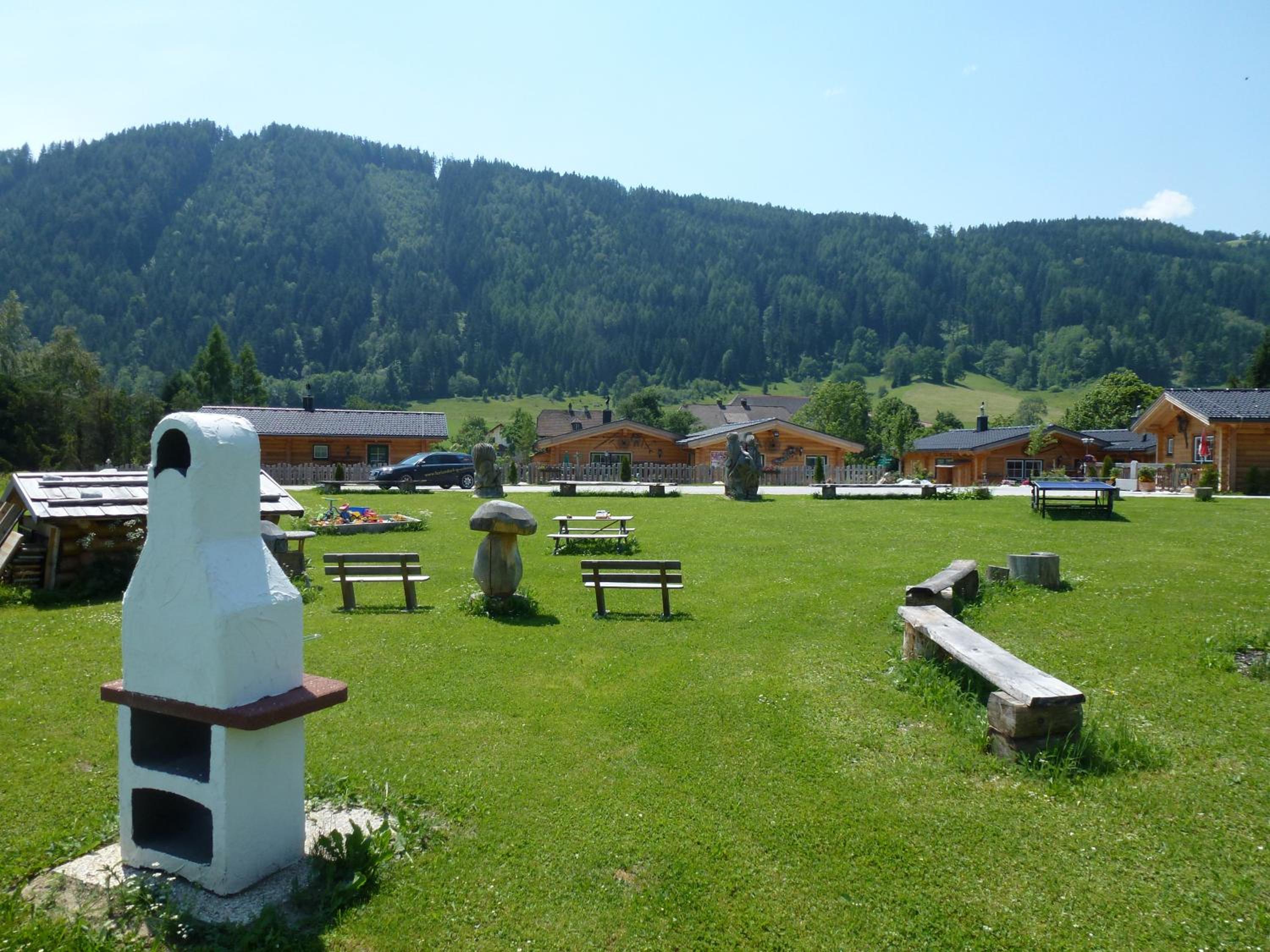 Almdorf im Winkl - Blockhüttendorf in Gröbming