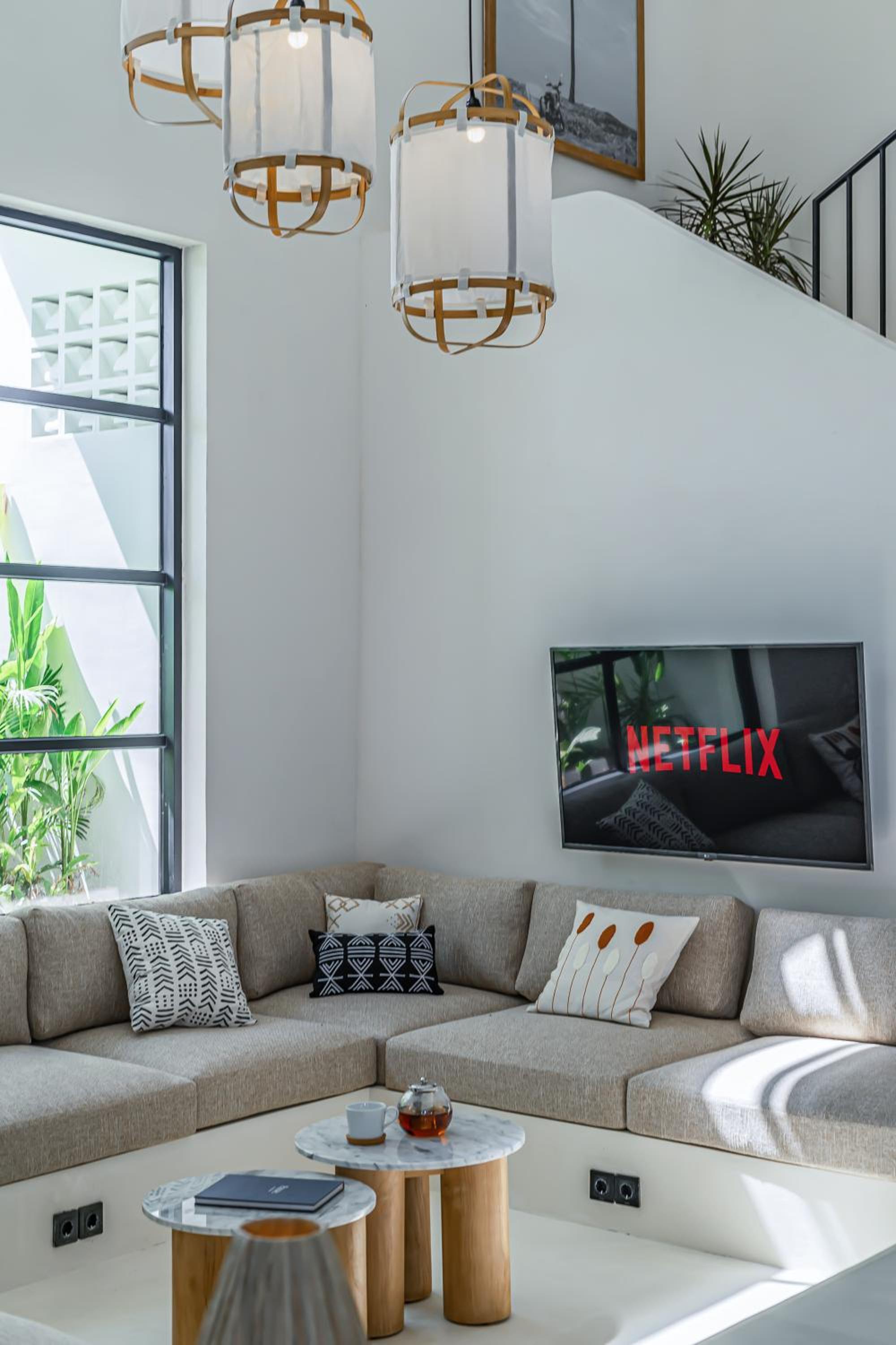 Sunbeam Oasis - Modern & Cozy 4BR Family Villa - Near Seseh Beach