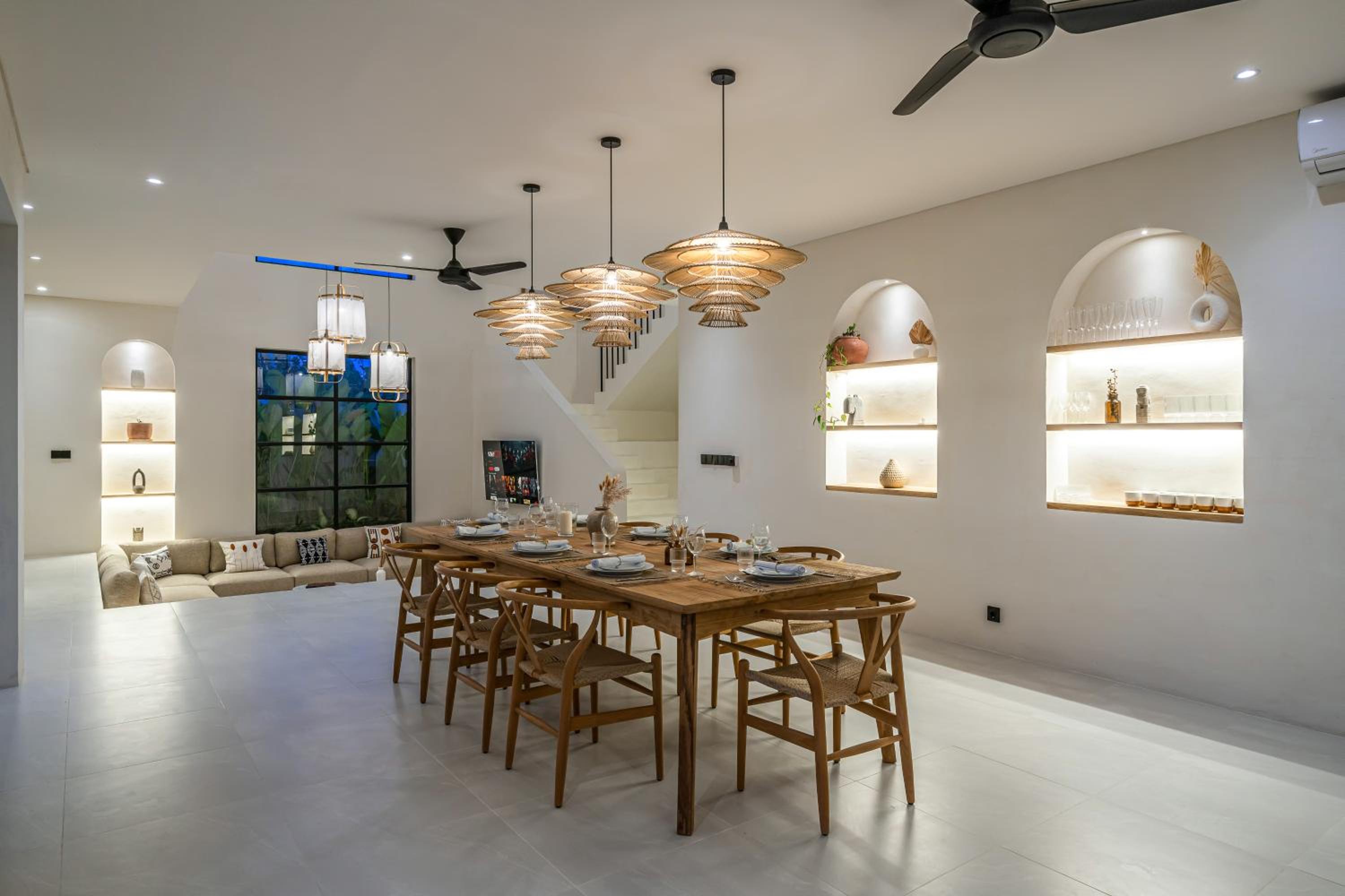 Sunbeam Oasis - Modern & Cozy 4BR Family Villa - Near Seseh Beach