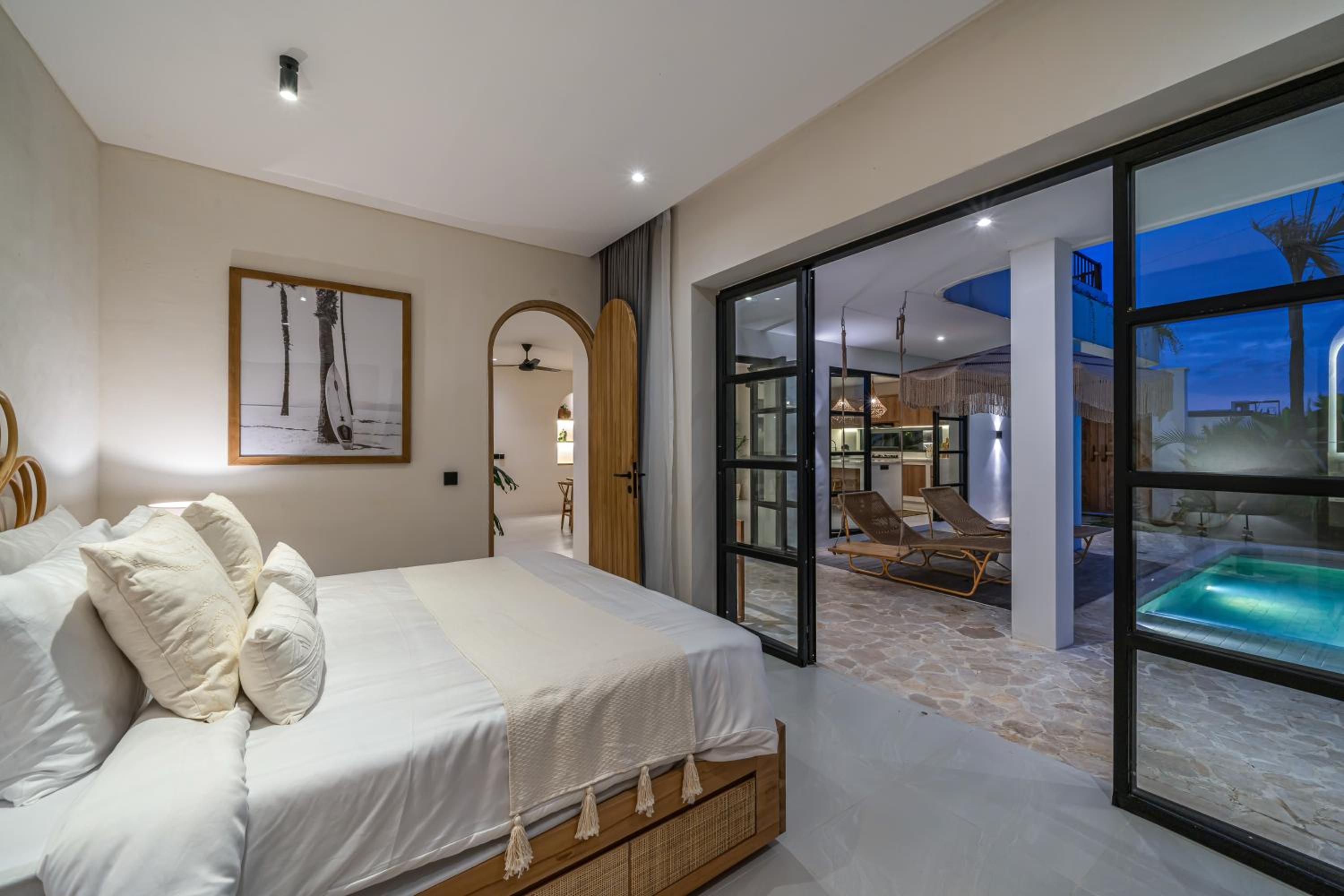 Sunbeam Oasis - Modern & Cozy 4BR Family Villa - Near Seseh Beach