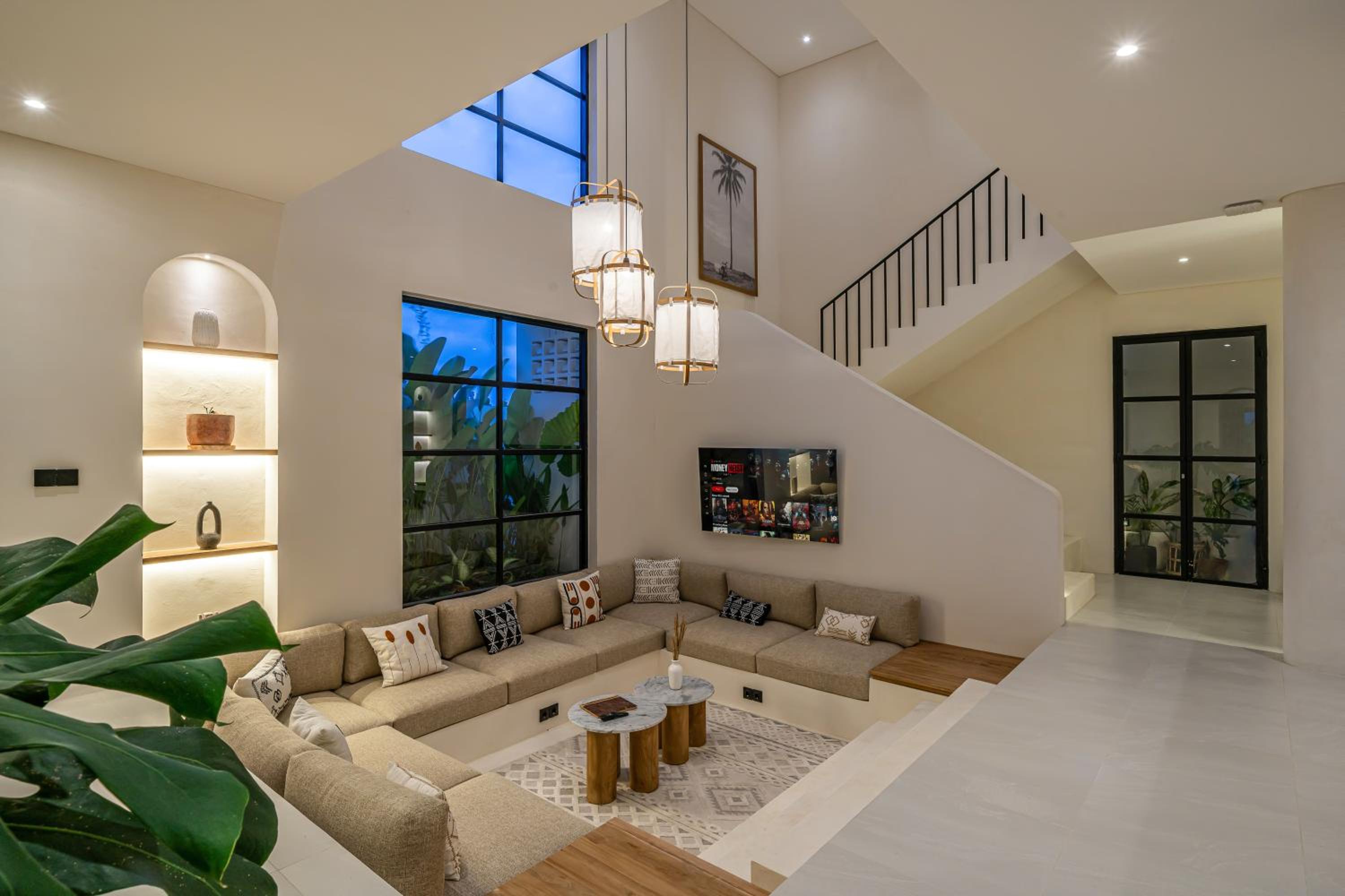 Sunbeam Oasis - Modern & Cozy 4BR Family Villa - Near Seseh Beach