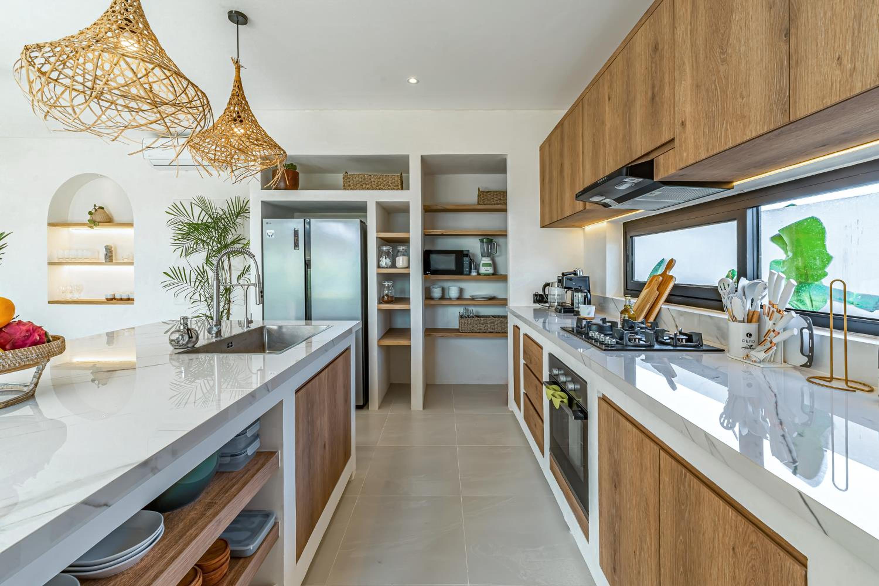 Sunbeam Oasis - Modern & Cozy 4BR Family Villa - Near Seseh Beach