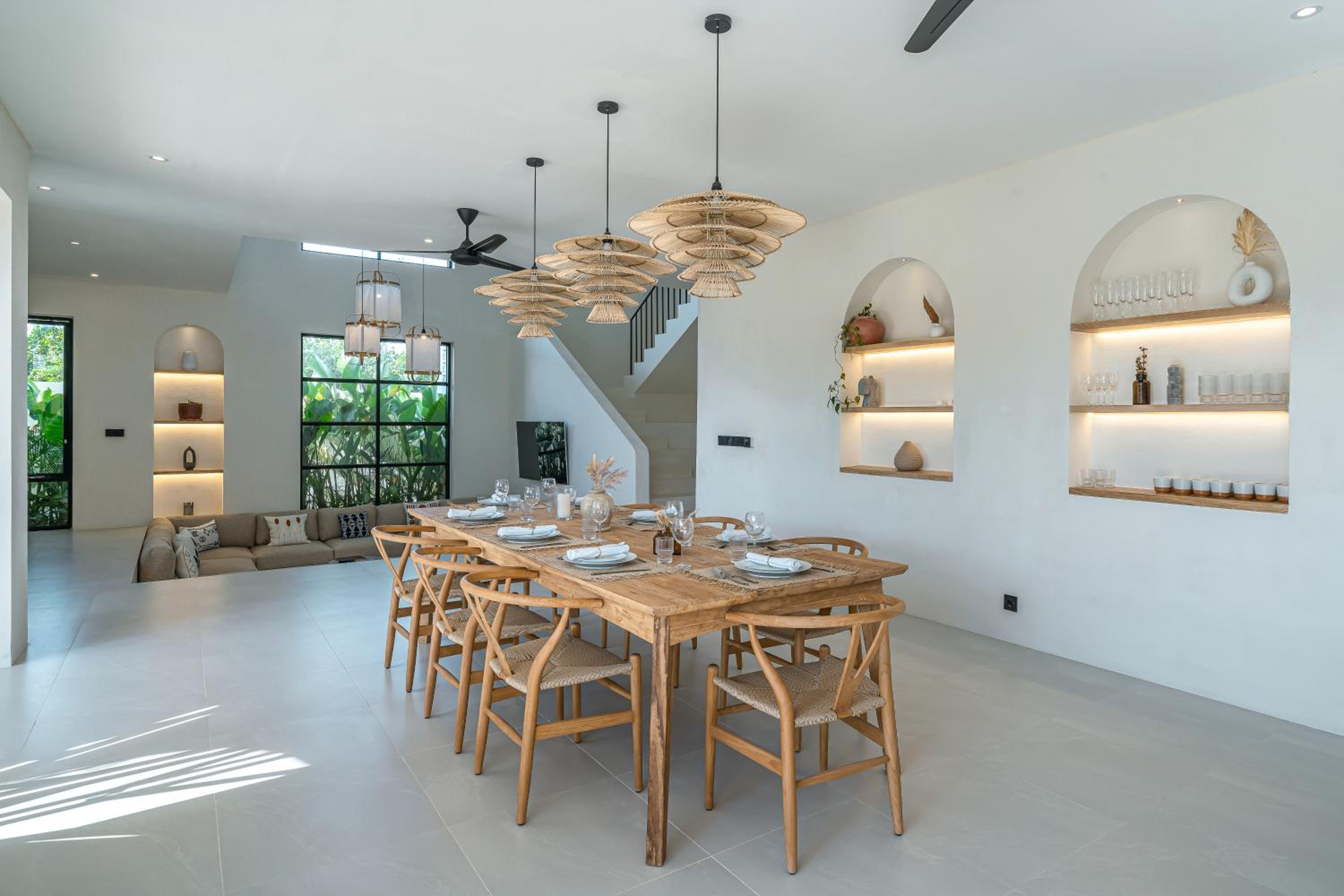 Sunbeam Oasis - Modern & Cozy 4BR Family Villa - Near Seseh Beach