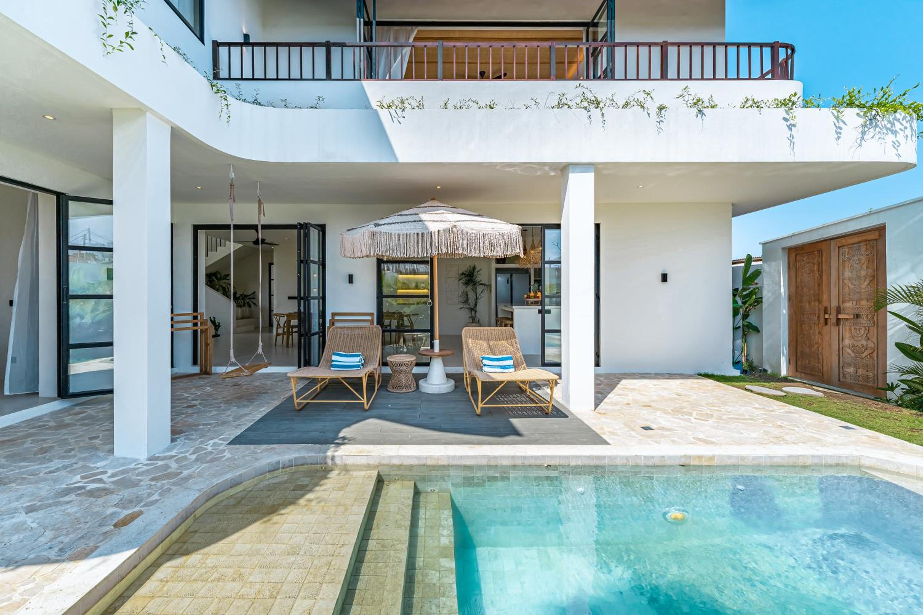 Sunbeam Oasis - Modern & Cozy 4BR Family Villa - Near Seseh Beach
