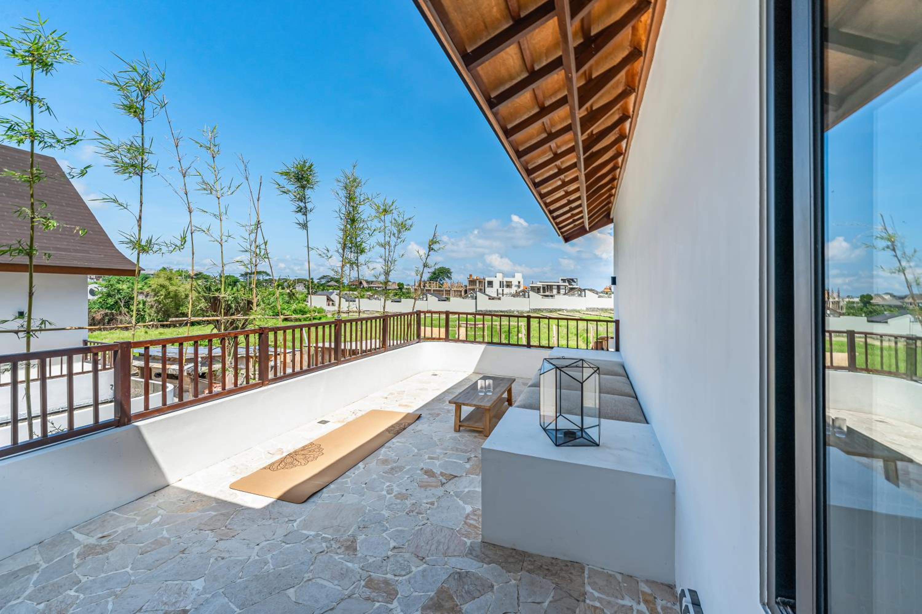 Sunbeam Oasis - Modern & Cozy 4BR Family Villa - Near Seseh Beach