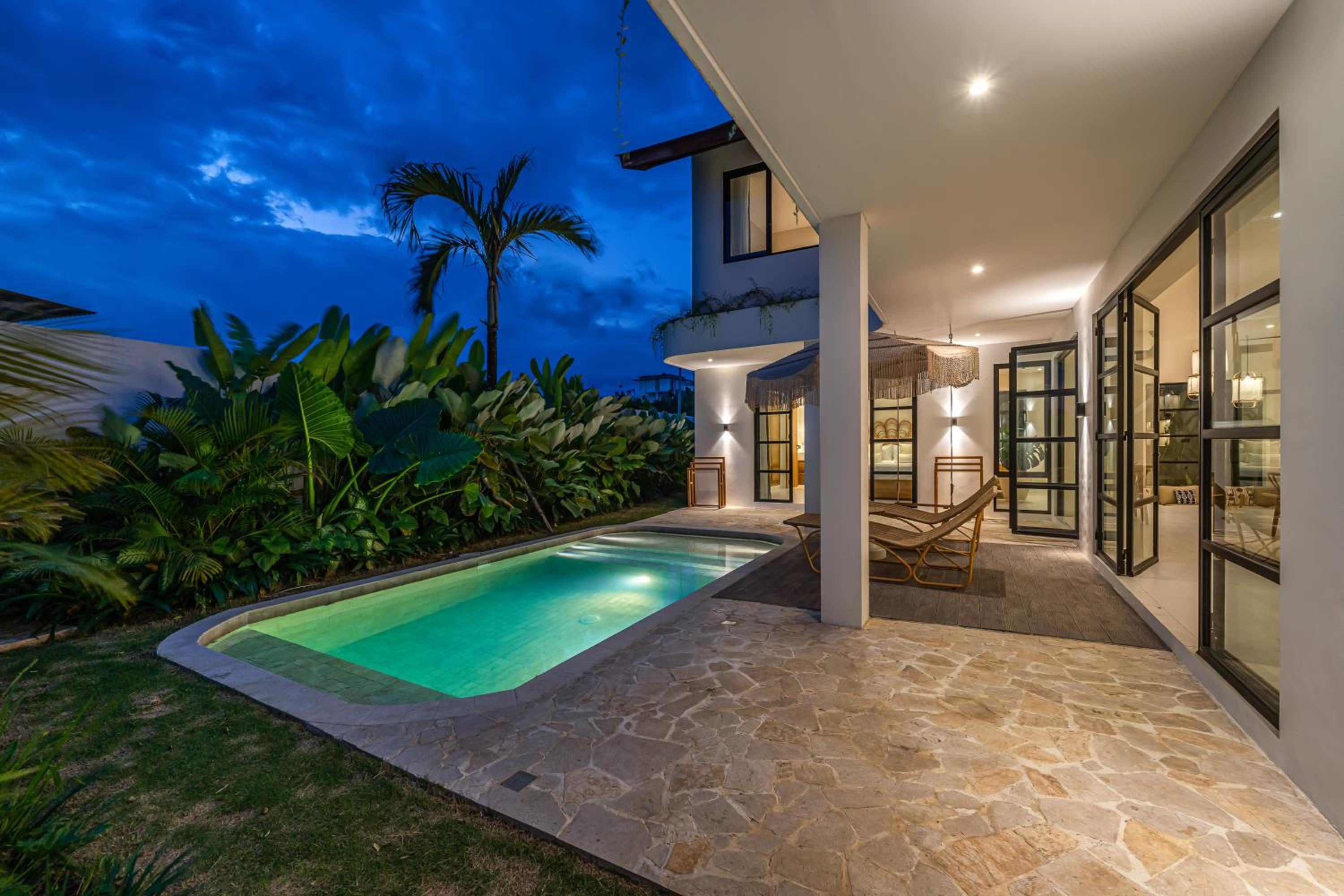 Sunbeam Oasis - Modern & Cozy 4BR Family Villa - Near Seseh Beach