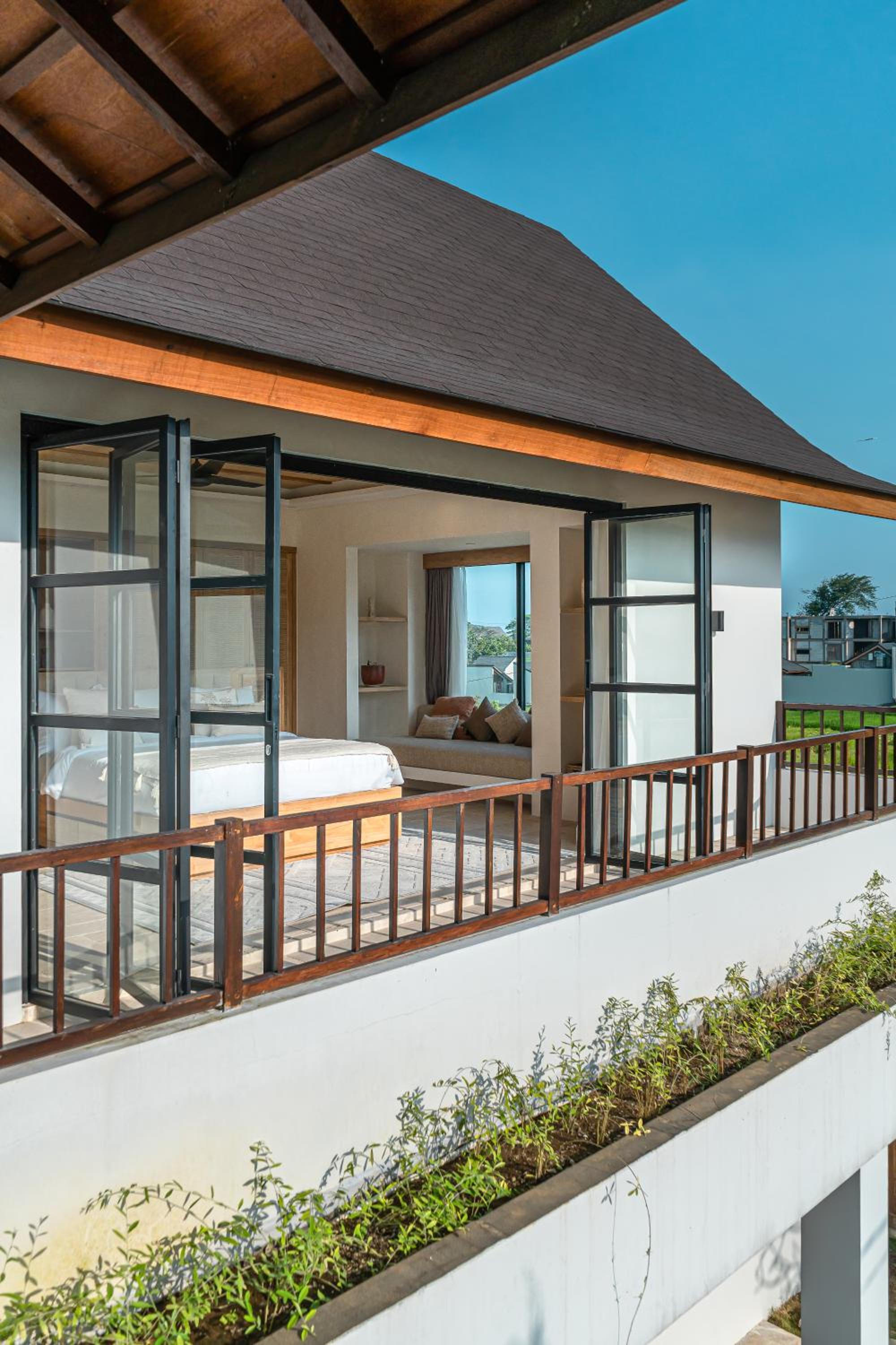 Sunbeam Oasis - Modern & Cozy 4BR Family Villa - Near Seseh Beach