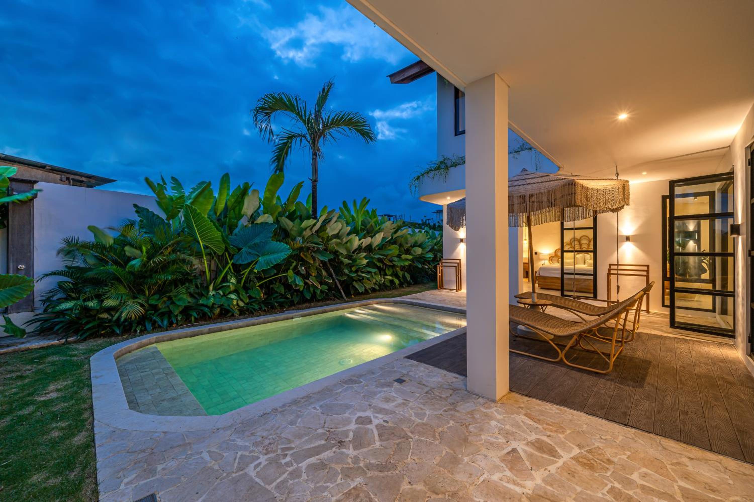 Sunbeam Oasis - Modern & Cozy 4BR Family Villa - Near Seseh Beach