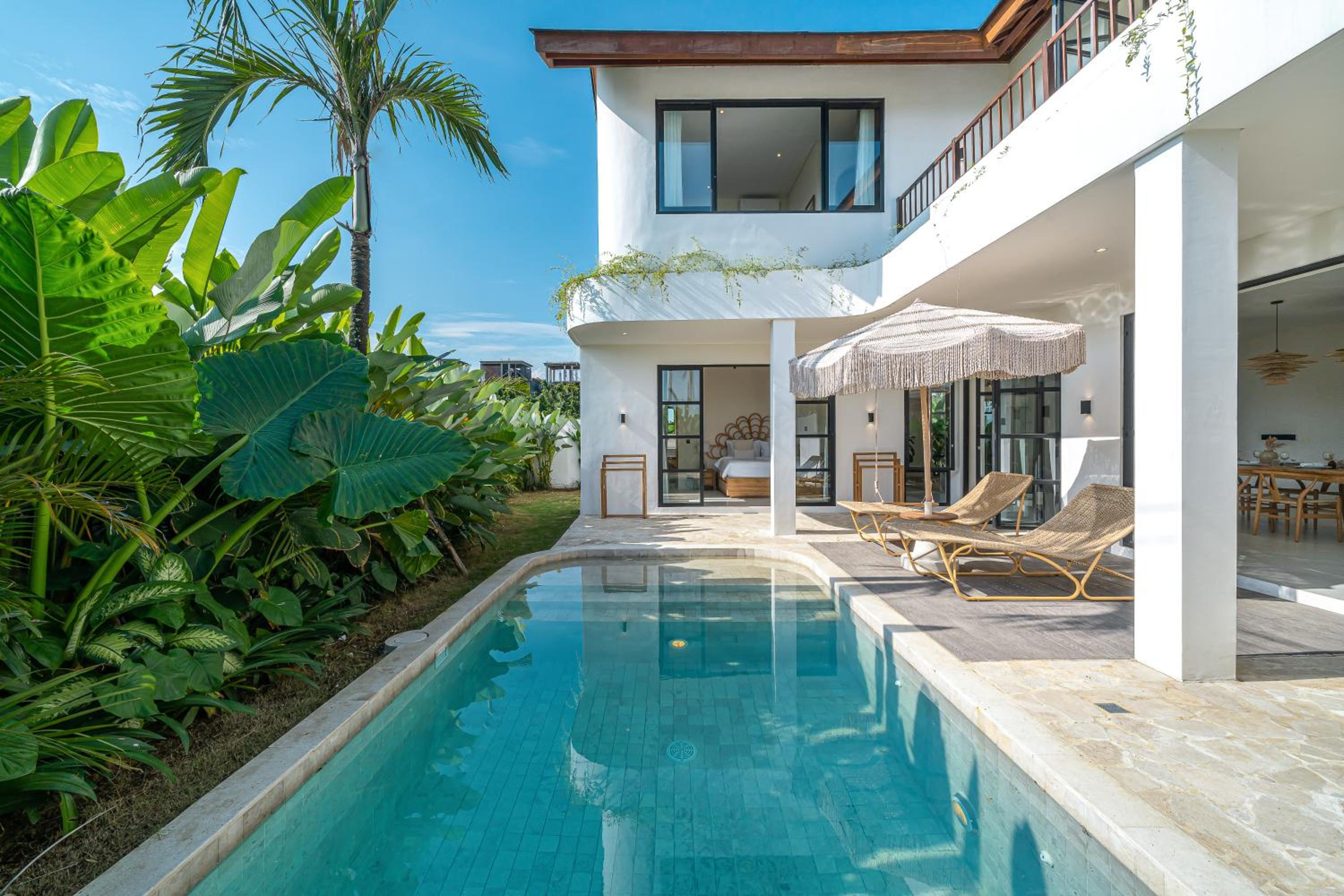 Sunbeam Oasis - Modern & Cozy 4BR Family Villa - Near Seseh Beach