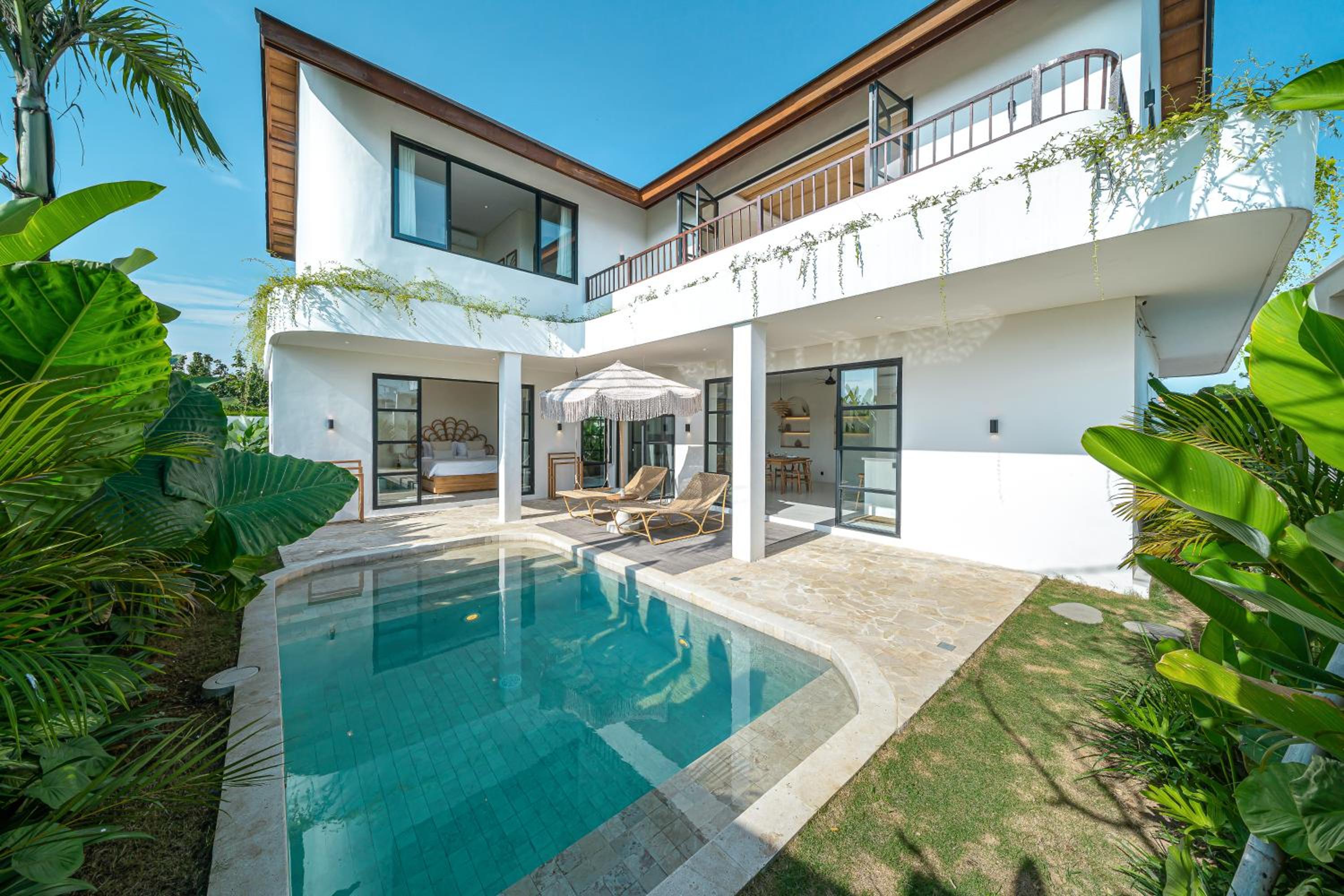 Sunbeam Oasis - Modern & Cozy 4BR Family Villa - Near Seseh Beach
