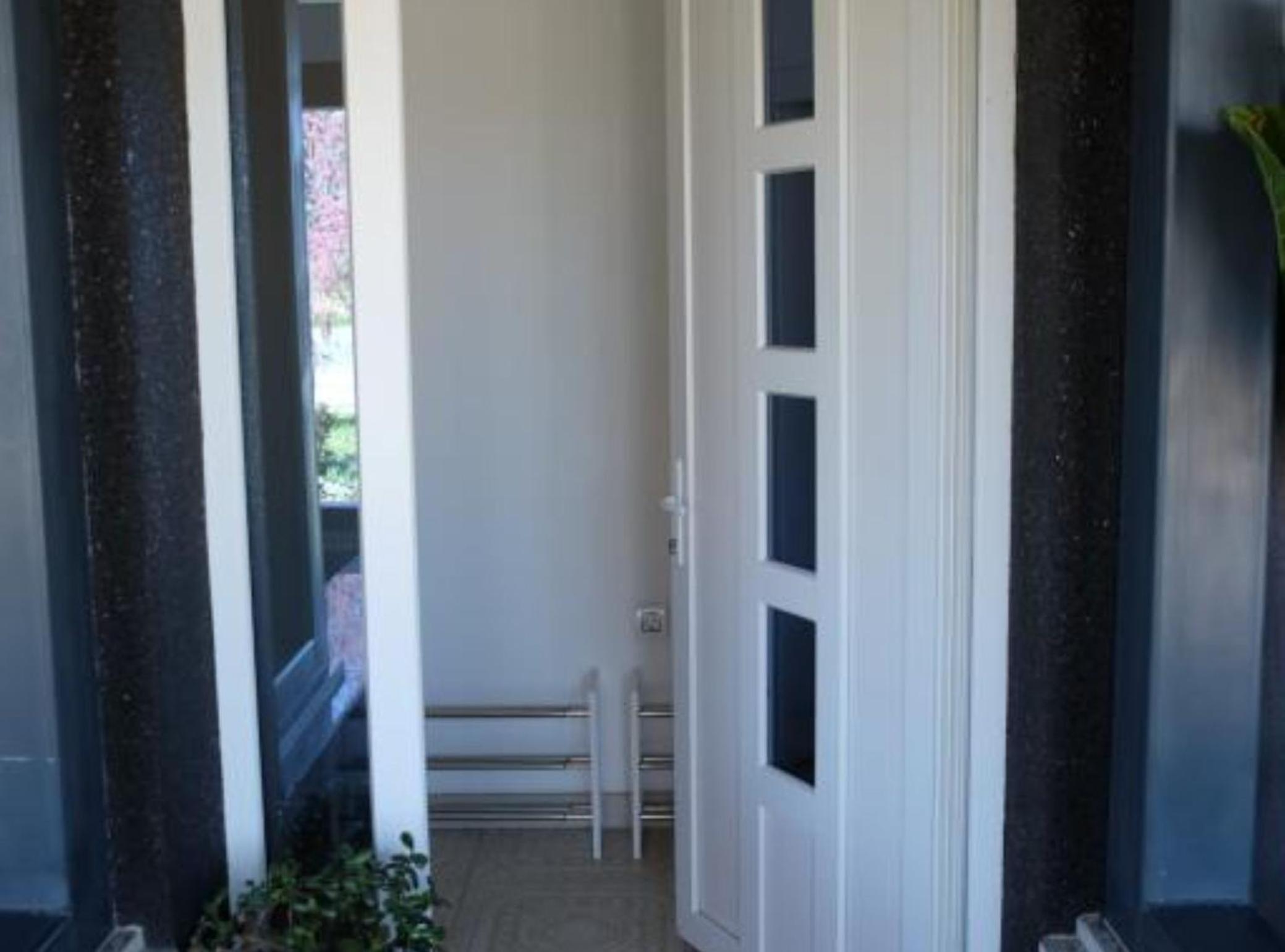 Apartments Ro Ma