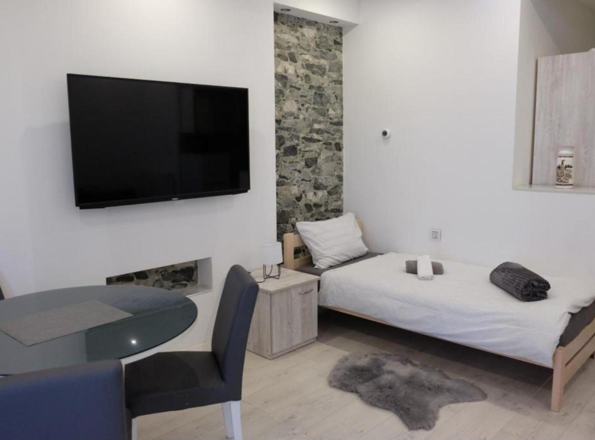 Apartments Ro Ma