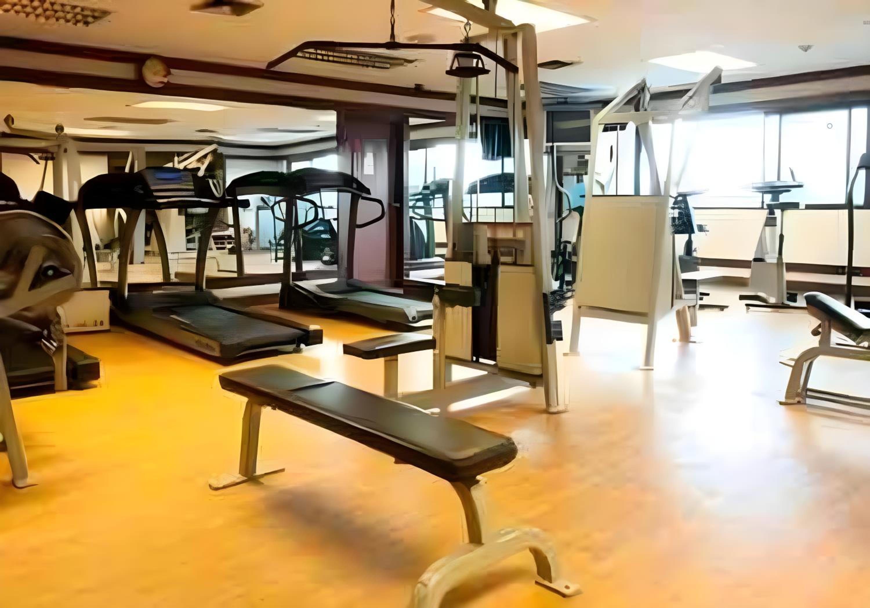 SelfCheckIn Omni Tower Sukhumvit4 NaNa Asoke BTS MRT Hispeed WiFi Pool&Gym