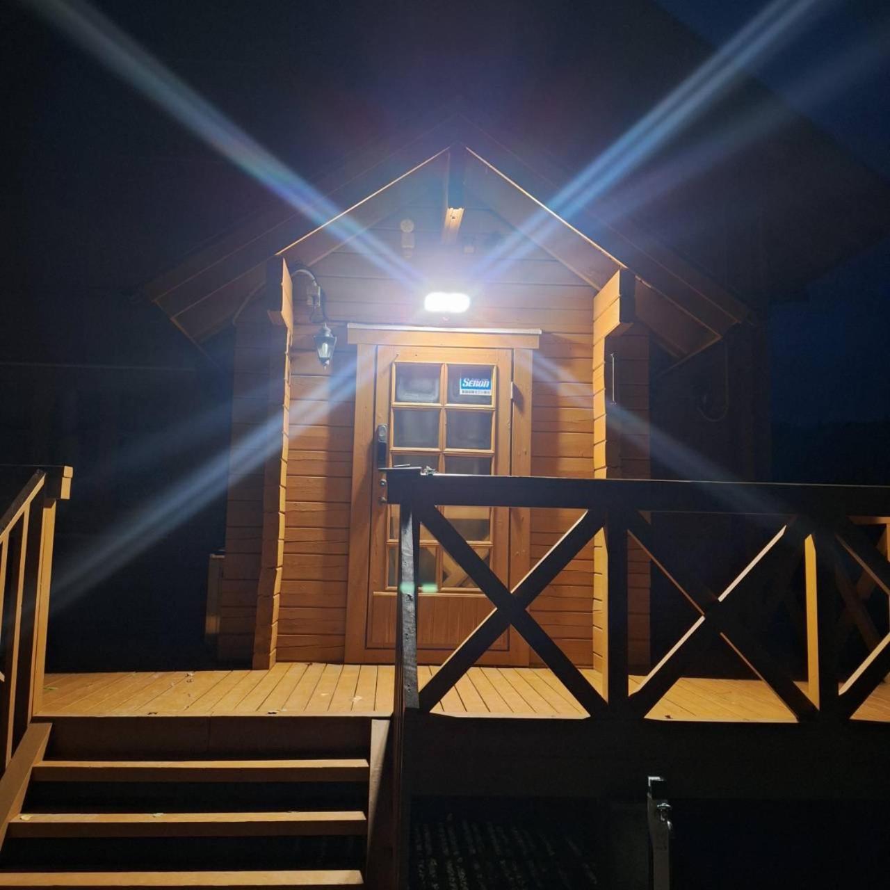 Sakata Log House 酒田ログハウス