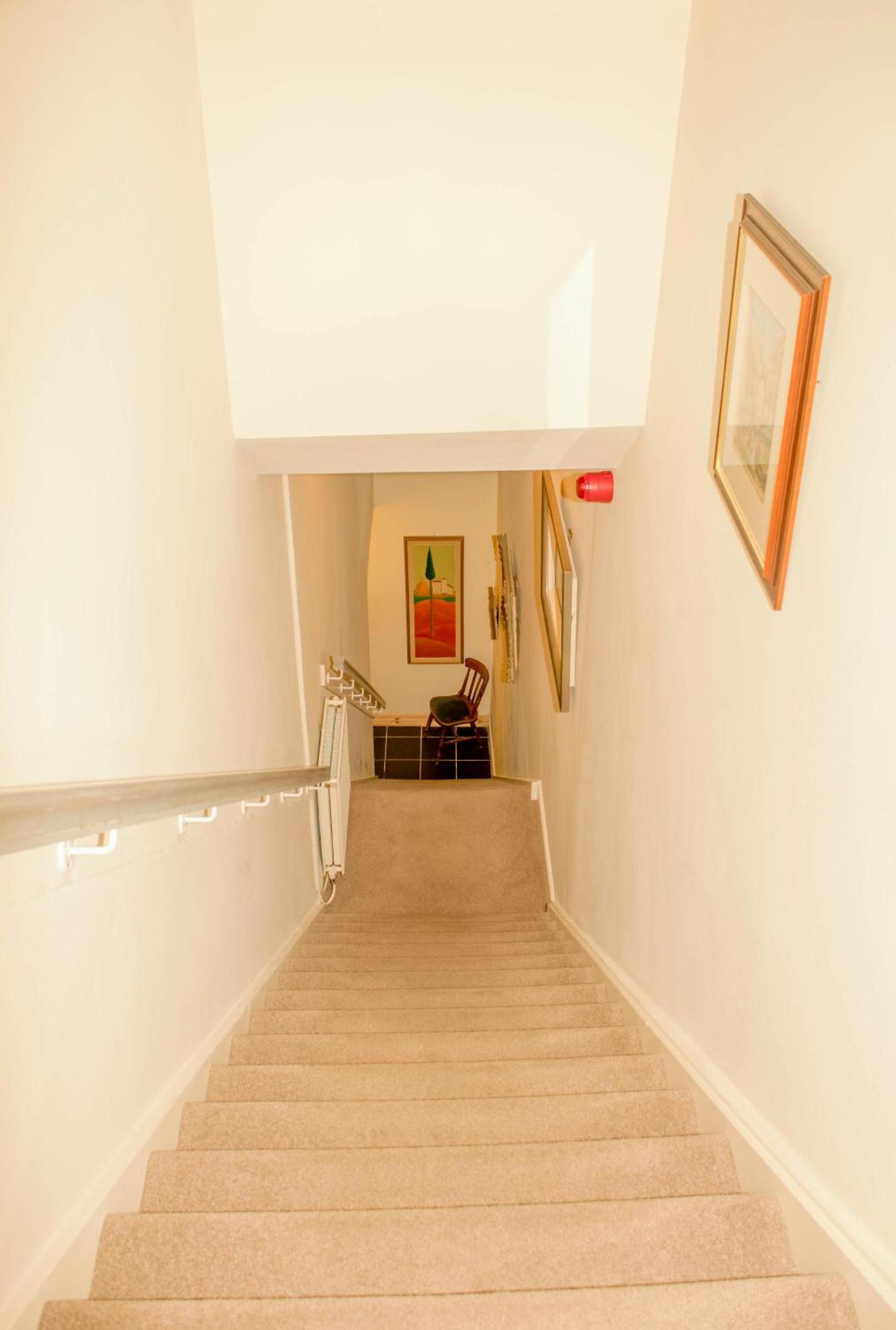 The Cobbles Inn Apartment view 5