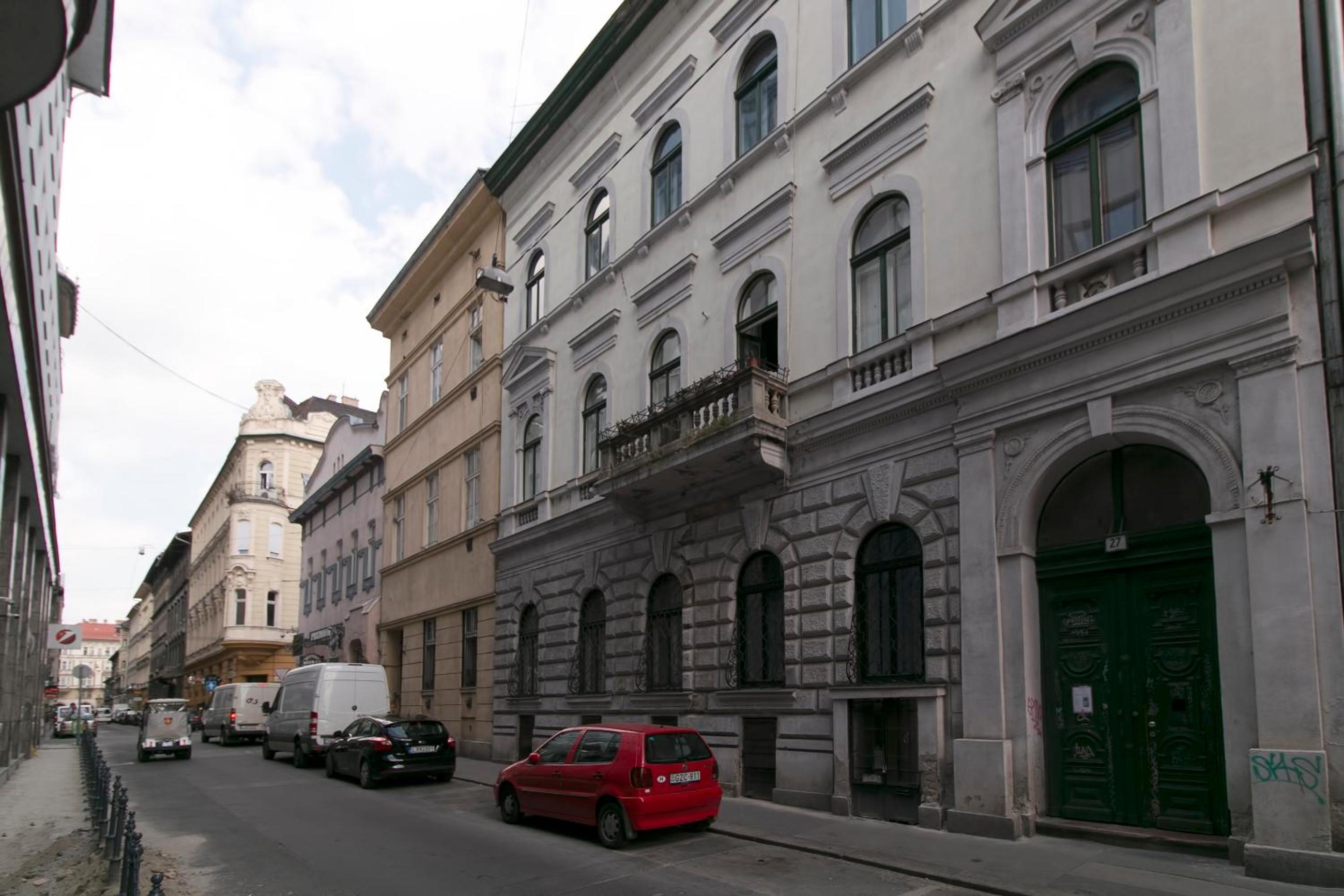 Photo 36