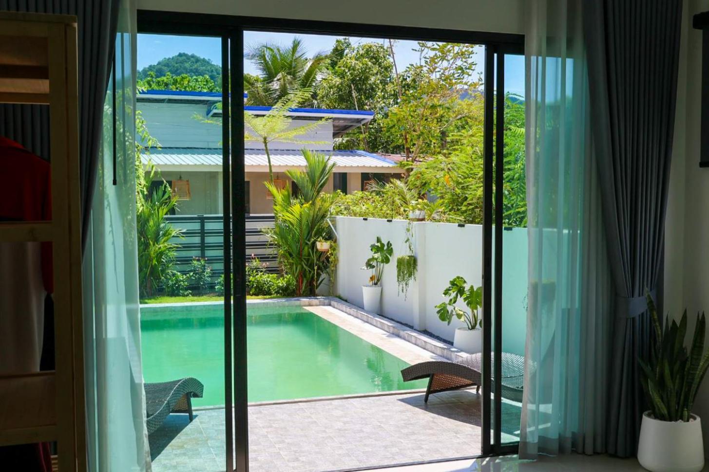 Private Pool Villa Near Ao Nang Beach - Movie Room & Garden