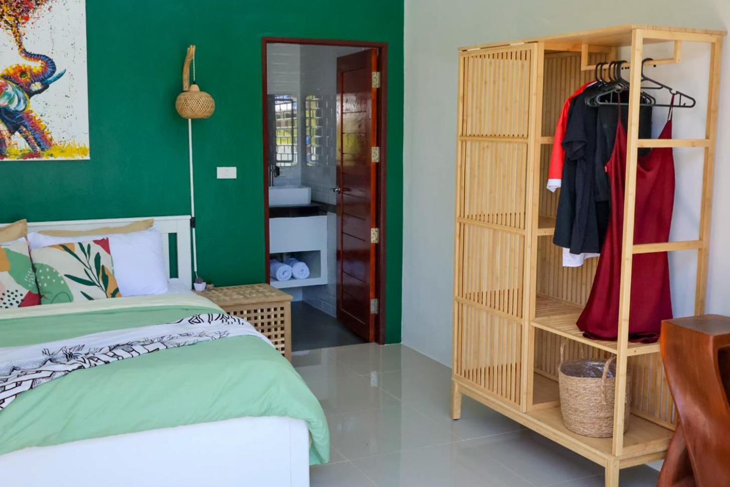 Private Pool Villa Near Ao Nang Beach - Movie Room & Garden