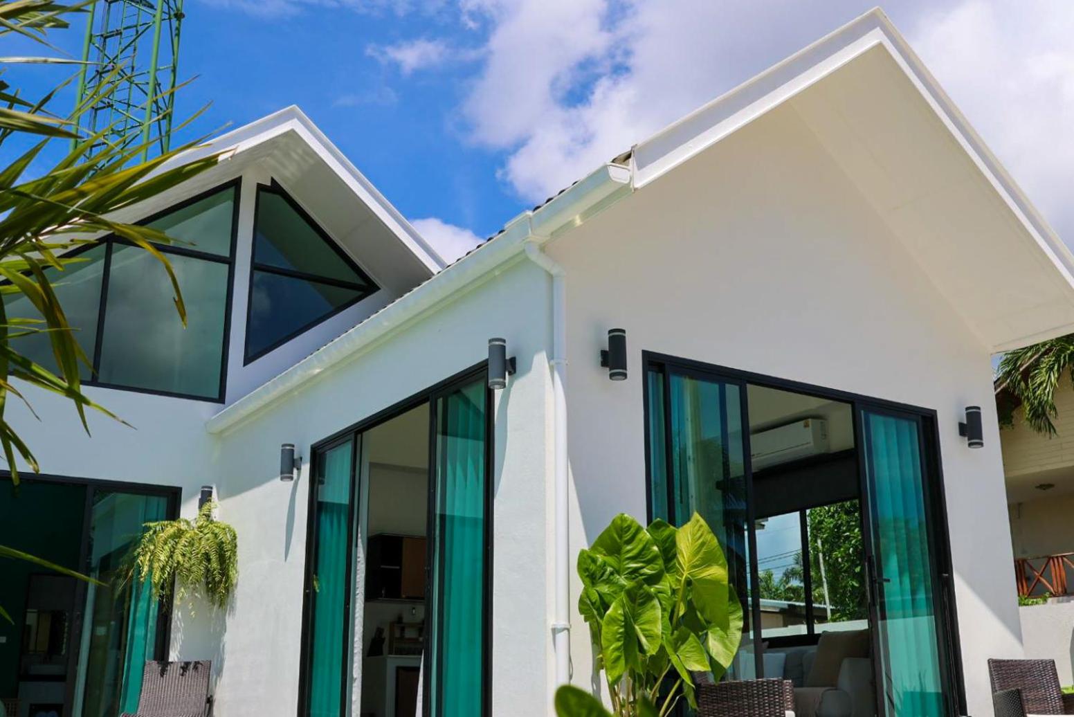 Private Pool Villa Near Ao Nang Beach - Movie Room & Garden