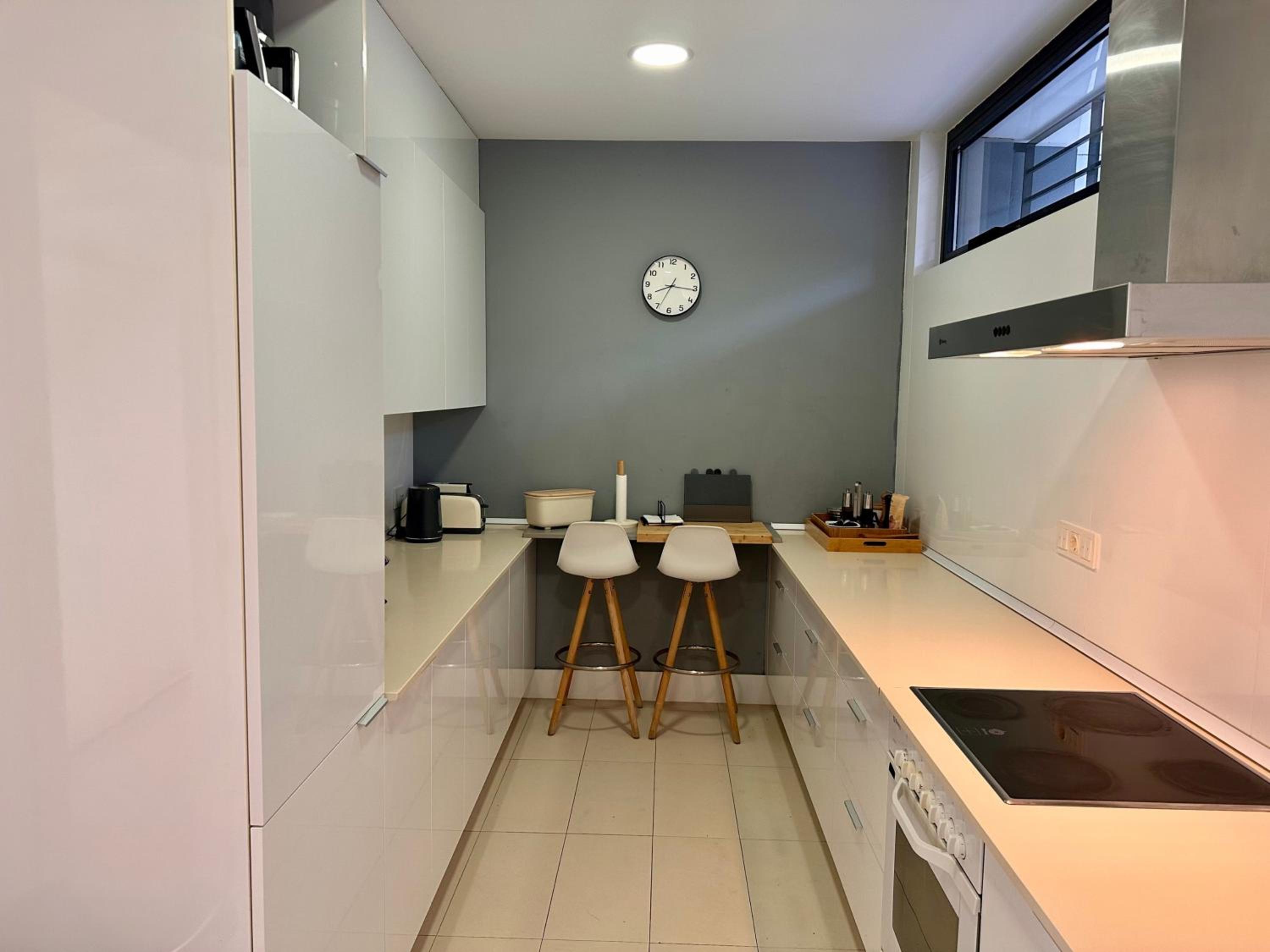 Villa - Sleeps 8 - Rooftop Pool Views Near Golf