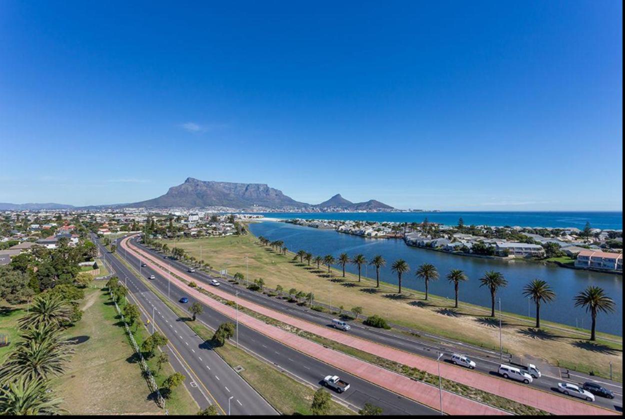 Milnerton Oak Lodge Home Away from Home!