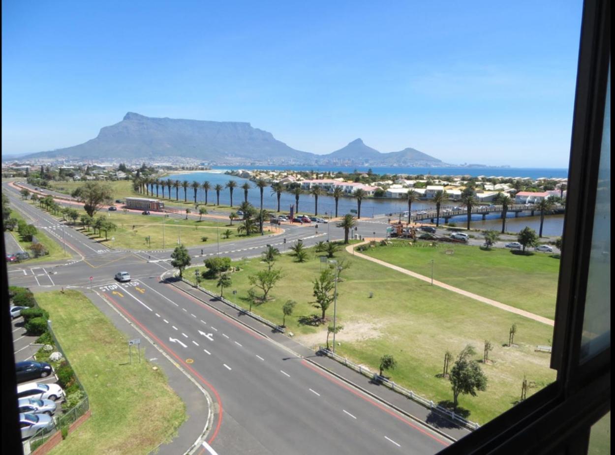 Milnerton Oak Lodge Home Away from Home!