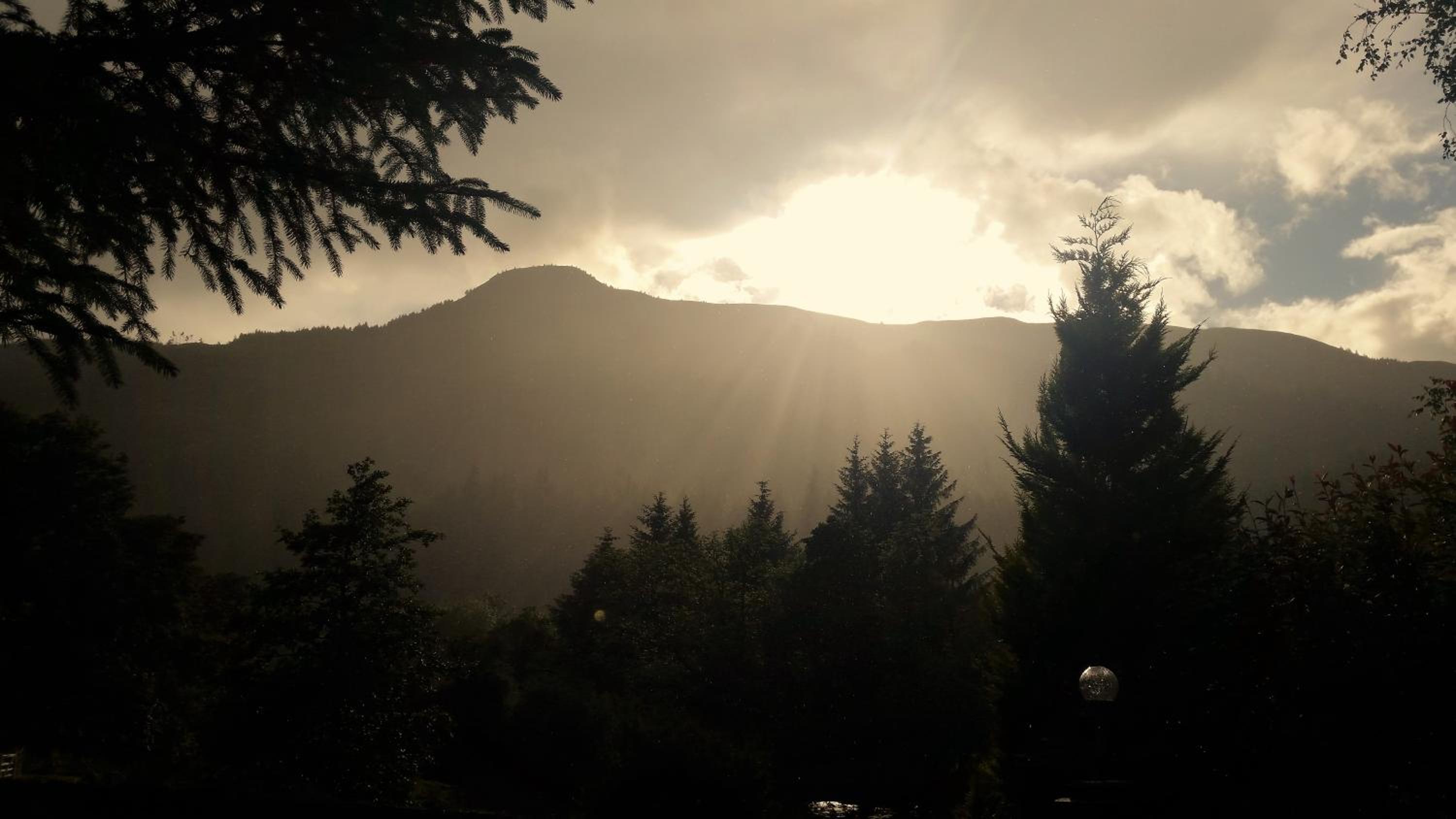 An Carraig Log Cabin view 3
