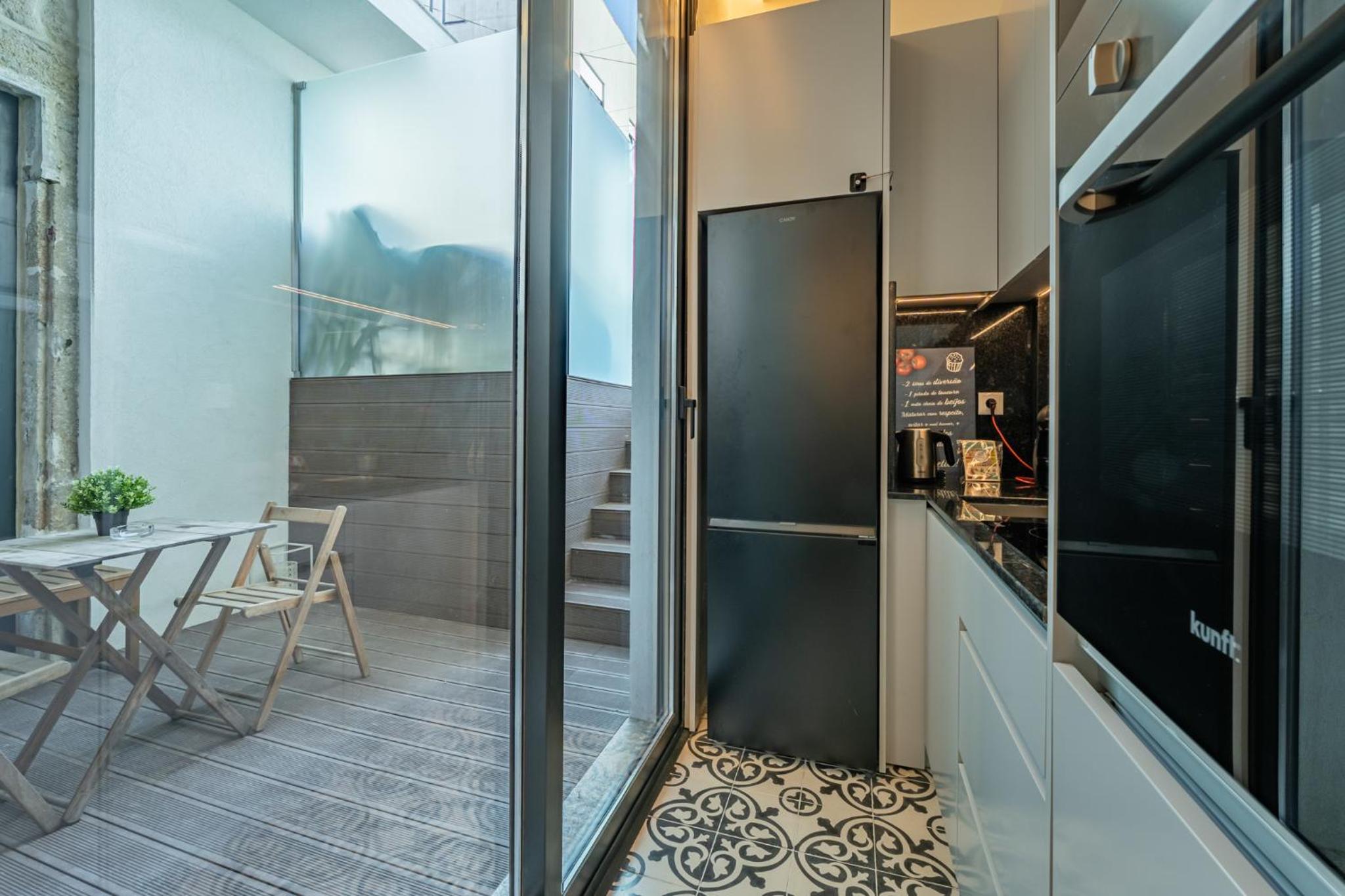 Castelões Tiles Studio With Terrace